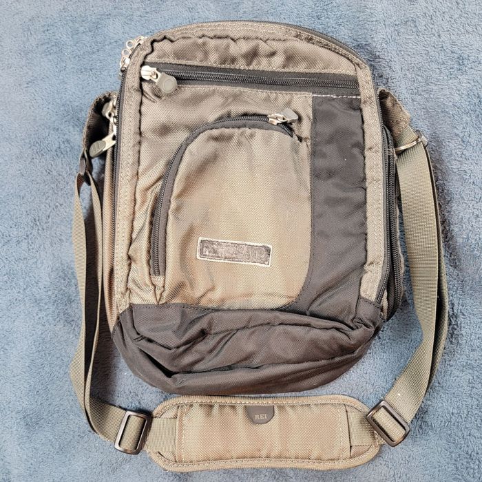 Rei REI Gray Crossbody Bag Shoulder Strap Messenger Bag Small Tr Grailed