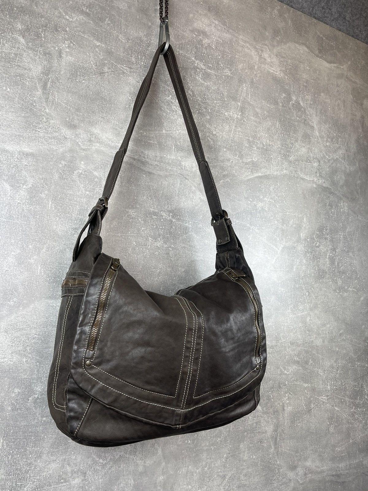 Giorgio Brato Washed Leather Shoulder Bag Early 00s Giorgio Brato Artisan Size ONE SIZE - 3 Thumbnail