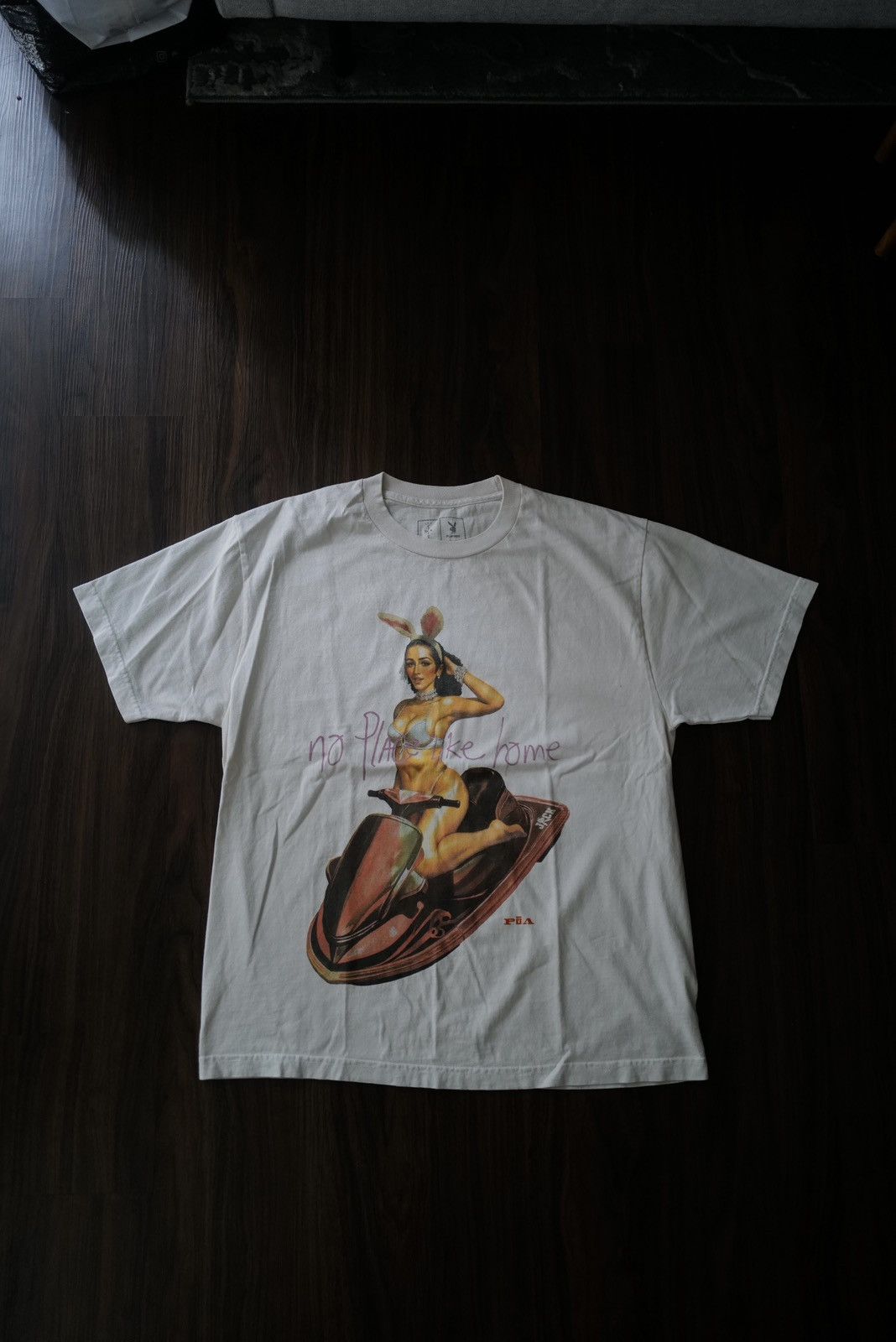 Travis Scott Travis Scott Playboy I Tee White Size US L / EU 52-54 / 3 - 1 Thumbnail