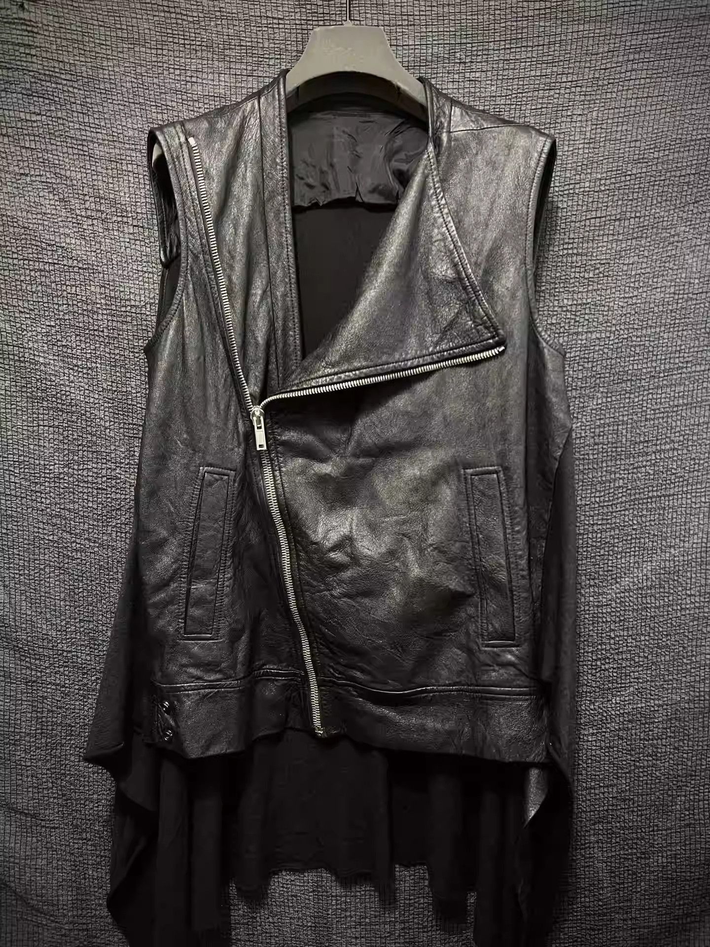 Rick Owens Rick Owens 10AW pounded sheepskin belt leather vest-2505 Size US XS / EU 42 / 0 - 2 Thumbnail