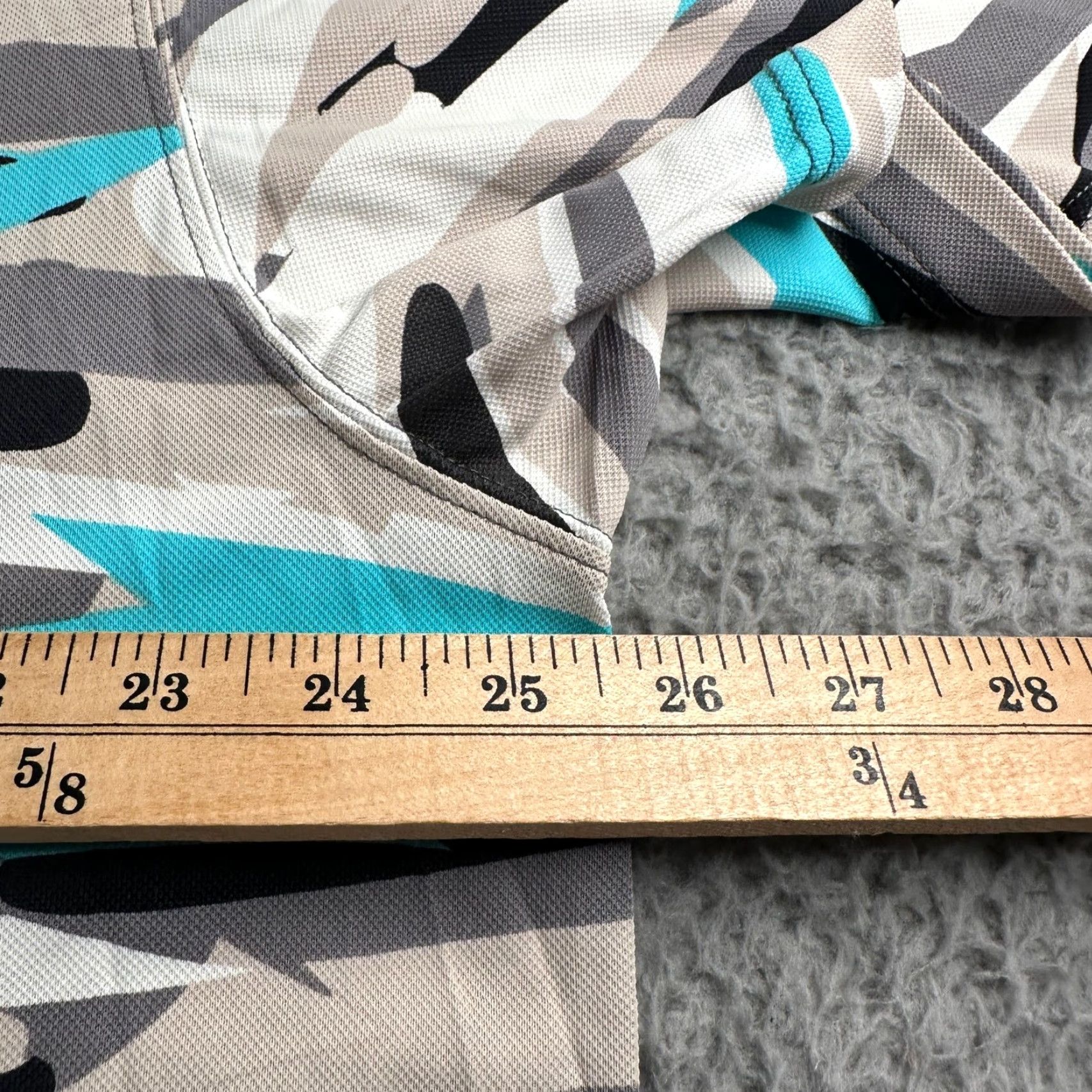 Vintage IBKUL Polo Mens XL Turquoise Gray Camo Performance Golf Shirt UPF 50 Stretch Size US XL / EU 56 / 4 - 6 Thumbnail