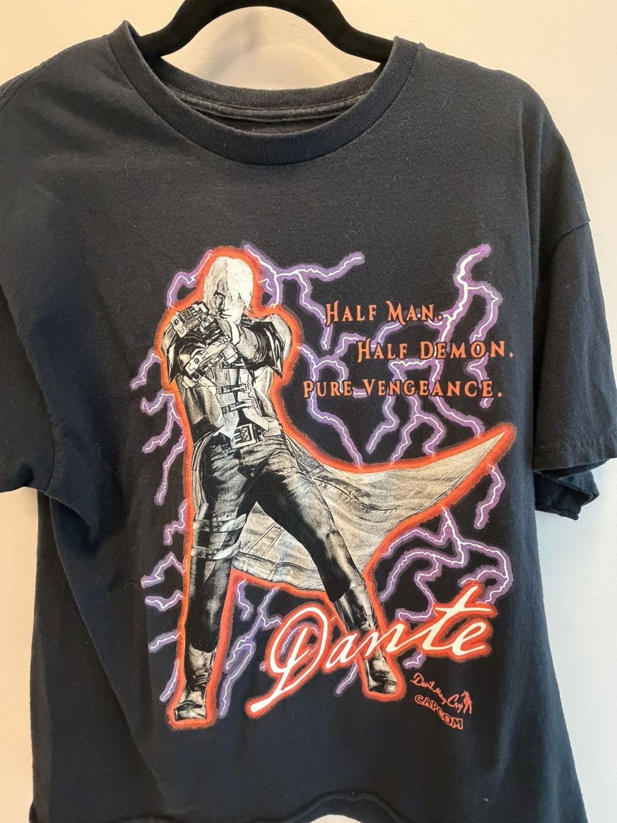 Vintage Y2K Devil May Cry Cropped Lighting Shirt Size US M / EU 48-50 / 2 - 2 Thumbnail