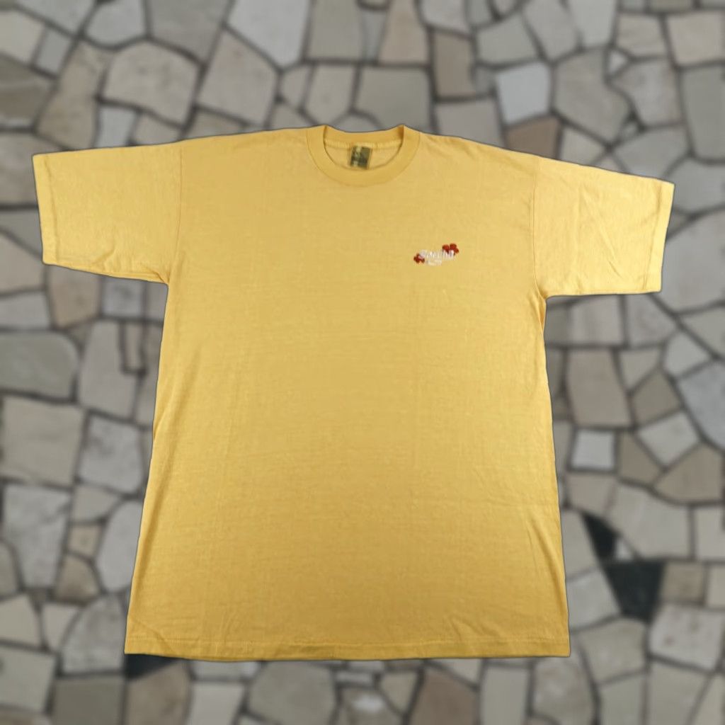 Gotcha VINTAGE Gotcha Men's T-Shirt XL Yellow Floral Hawaiian 90s Beach Surfer Cotton Made in USA Size US XL / EU 56 / 4 - 1 Thumbnail