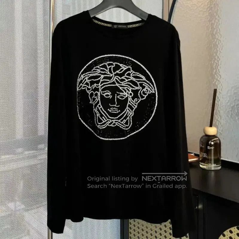 Versace Versace Black Cotton Women's Sweatshirt . Size M / US 6-8 / IT 42-44 - 1 Thumbnail