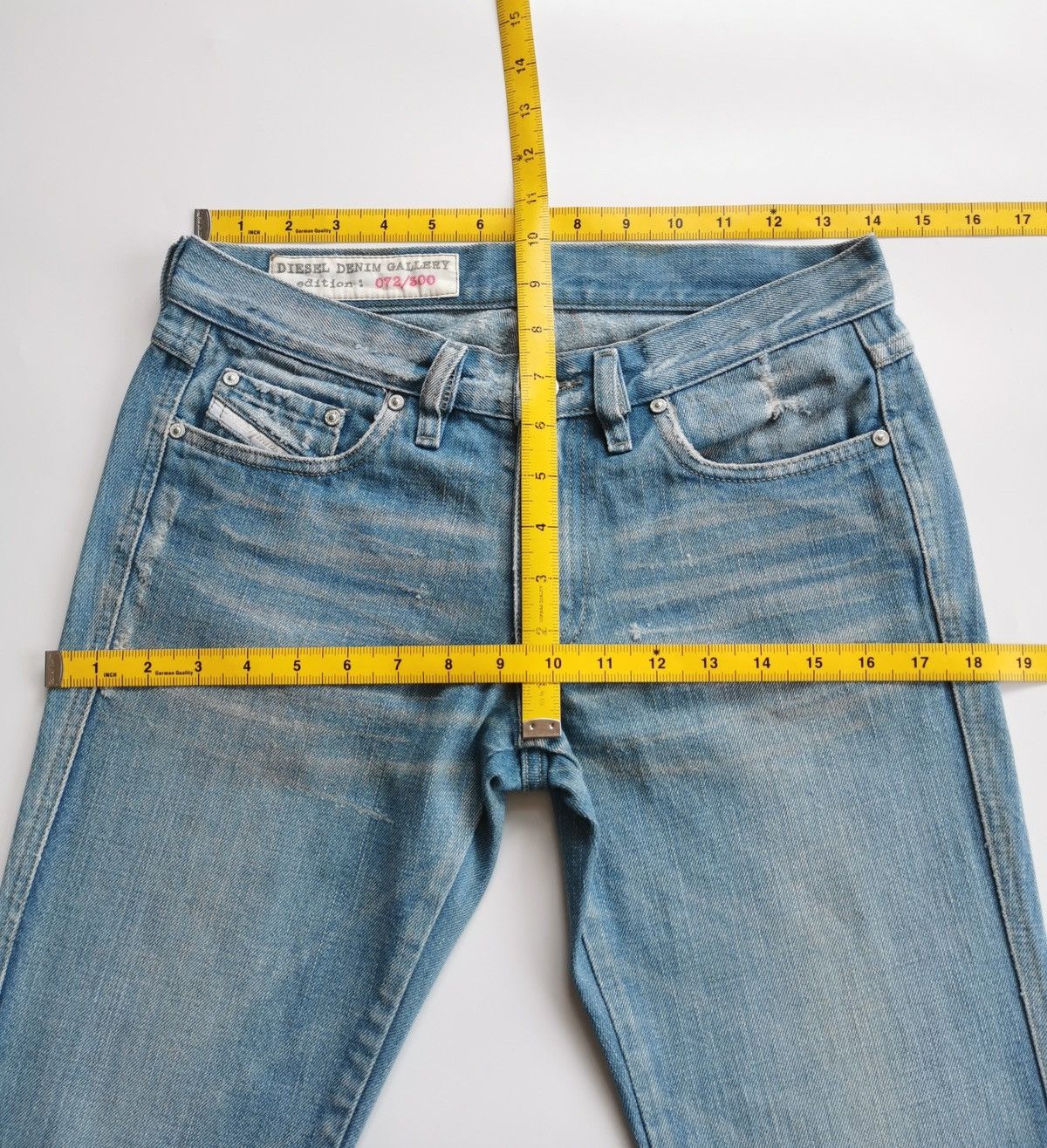 Diesel Bootcut Vintage Diesel Limited Edition Distressed Jeans Size 28" / US 6 / IT 42 - 8 Thumbnail