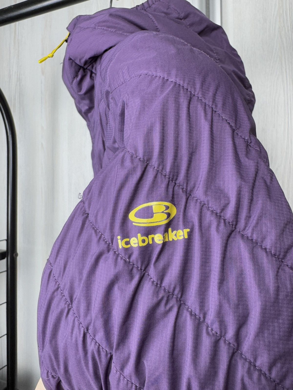 Icebreaker Icebreaker Women’s MerinoLOFT Hyperia Lite Hooded Jacket Size S / US 4 / IT 40 - 7 Thumbnail