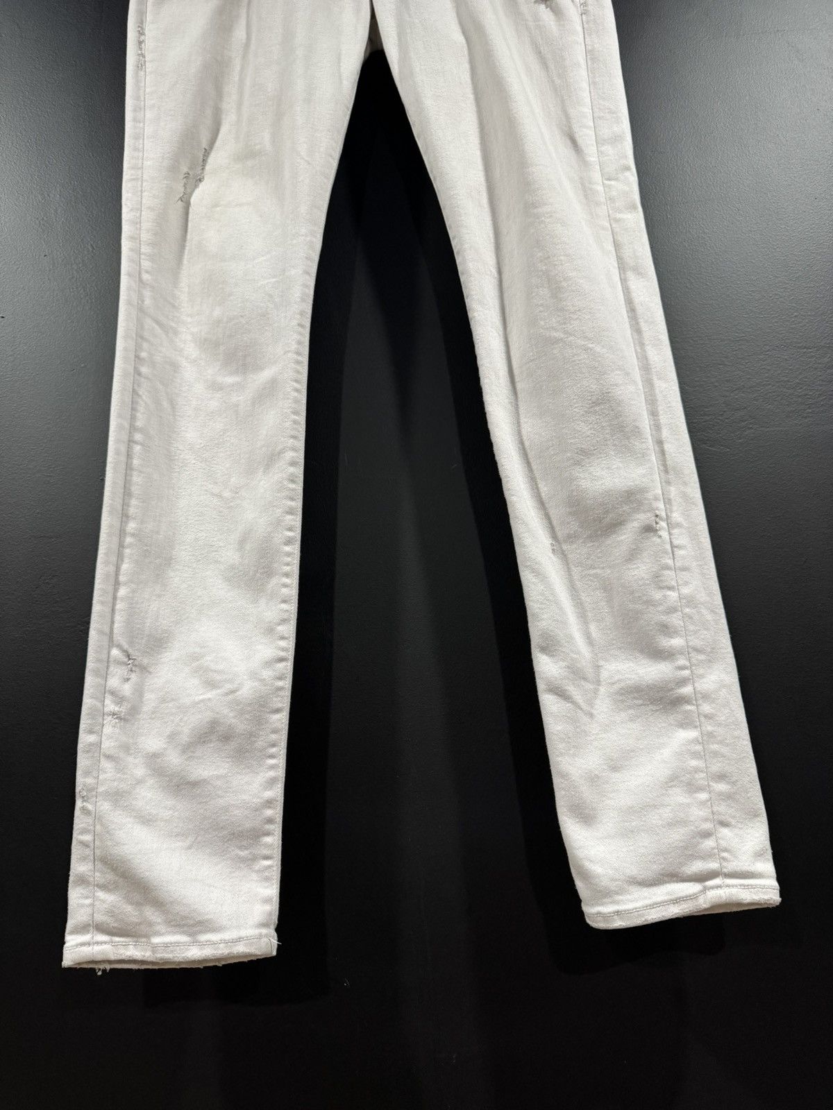 Amiri Amiri White Distressed Stacked Denim Jeans 36x33 Size US 36 / EU 52 - 4 Thumbnail