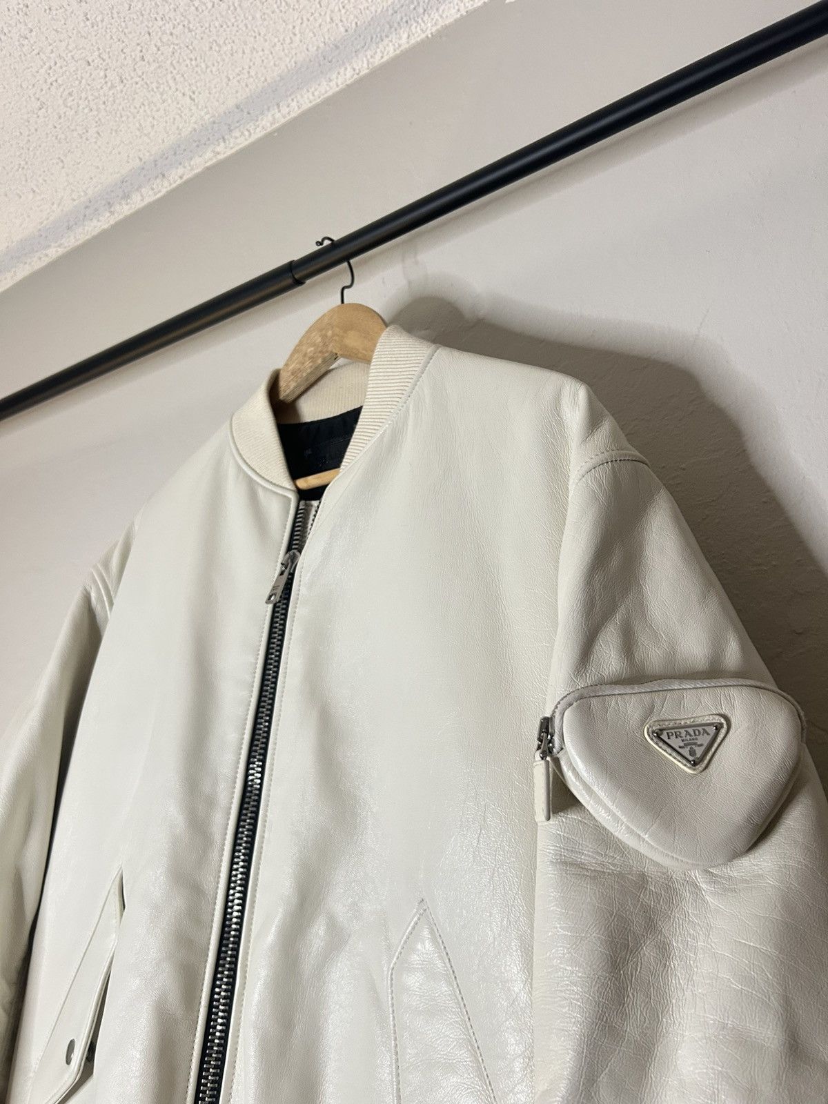 Prada Prada Raf Simons White Leather Bomber Size US L / EU 52-54 / 3 - 3 Thumbnail
