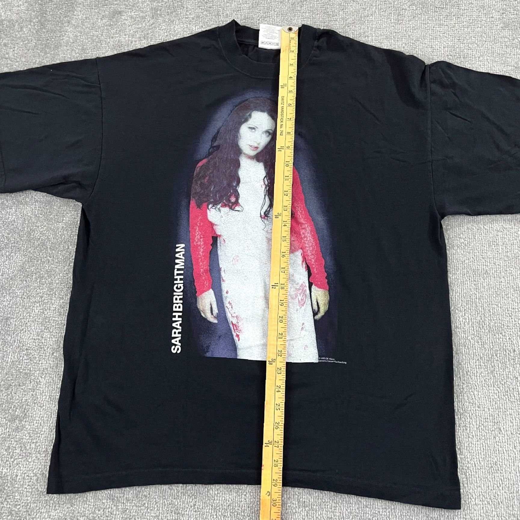 Vintage VINTAGE SaraH Brightman Shirt Mens XL Black Soprano Singer 90s Y2K T-Shirt Graphic Print Screen Stars Logo 90s Classic Music Mens XL Black Size US XL / EU 56 / 4 - 5 Thumbnail