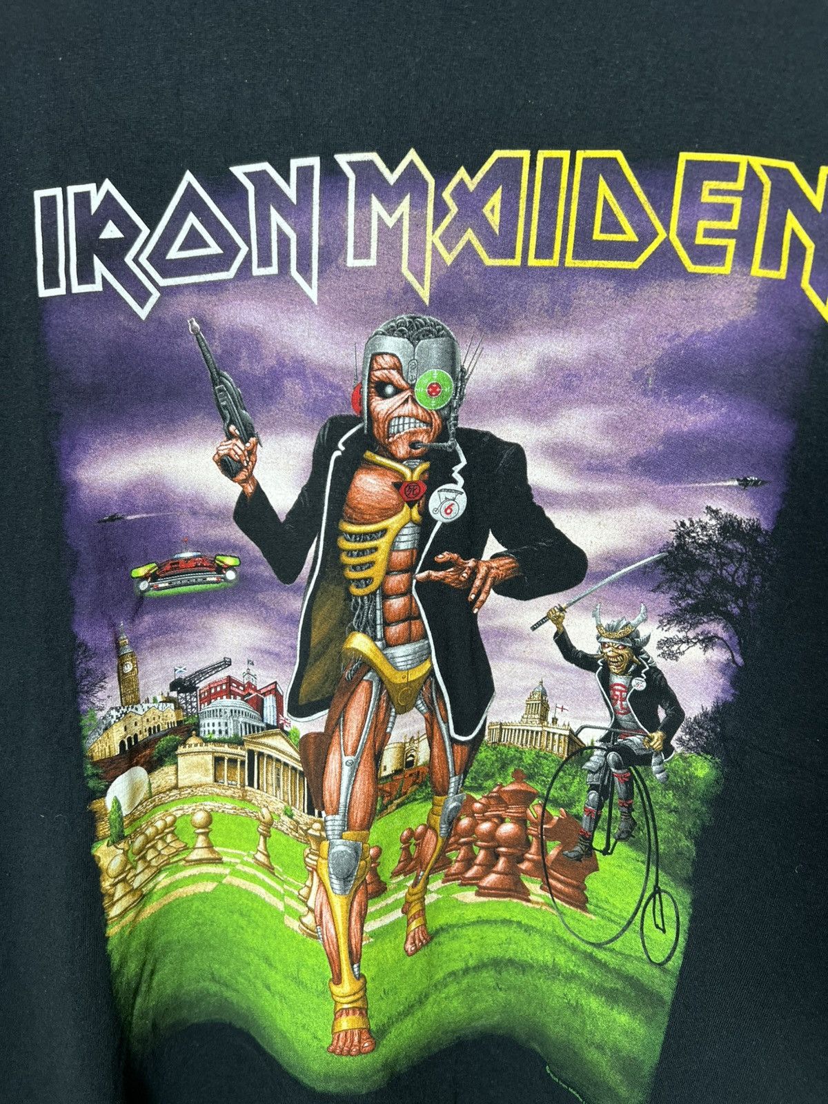 Iron Maiden Vintage music band rock Iron Maiden Future Past Tour Tee Size US XXL / EU 58 / 5 - 2 Thumbnail