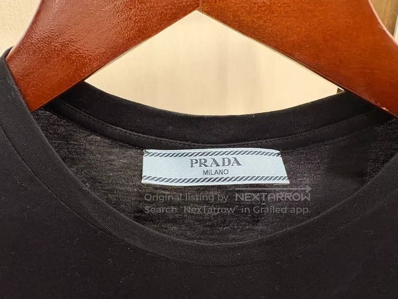 Prada Prada Black short sleeves Size XS / US 0-2 / IT 36-38 - 2 Thumbnail