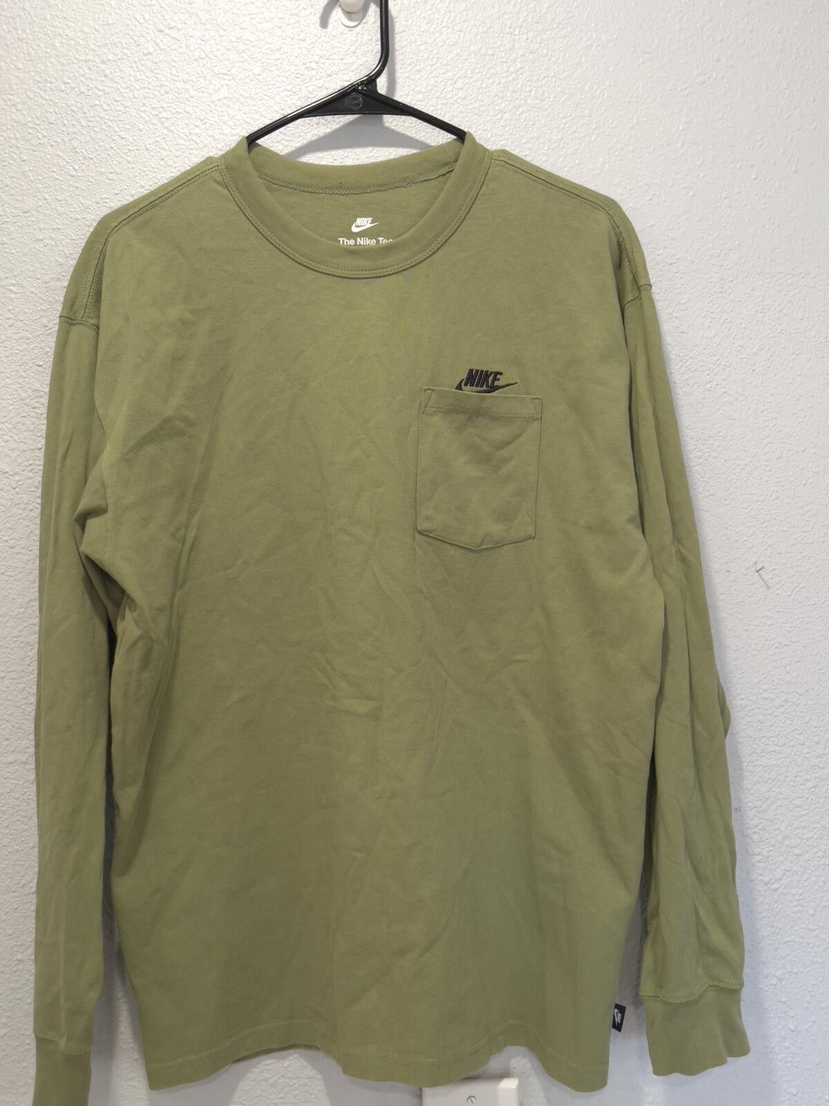 Nike Nike Long Sleeve Olive Green Pocket T-Shirt Size US M / EU 48-50 / 2 - 1 Thumbnail