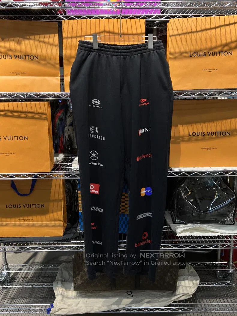 Balenciaga size XS Racing element full logo black sweatpan