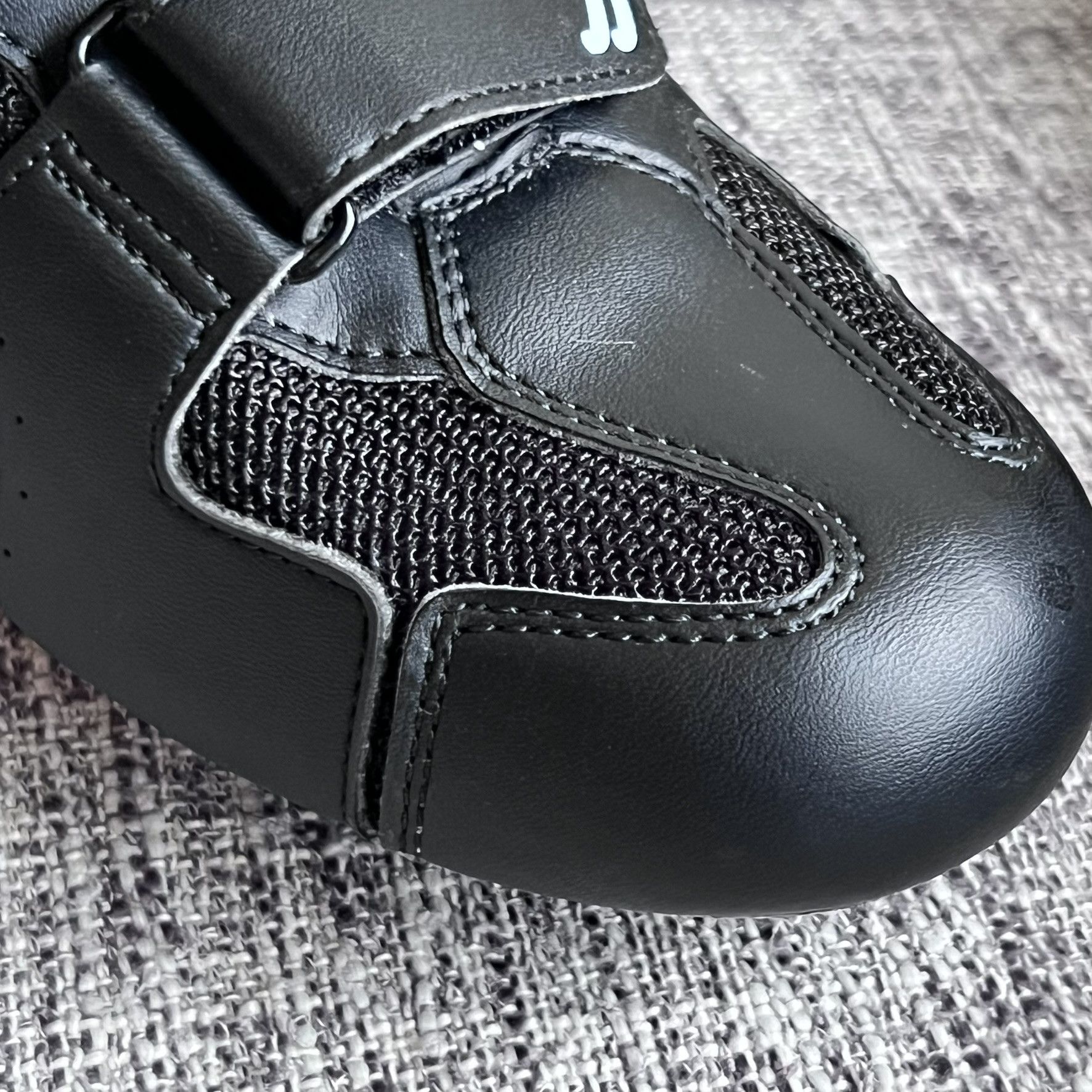 Peloton Peloton Cycling Shoes With Cleats, Mens Size US 9 Size US 9 / EU 42 - 10 Thumbnail