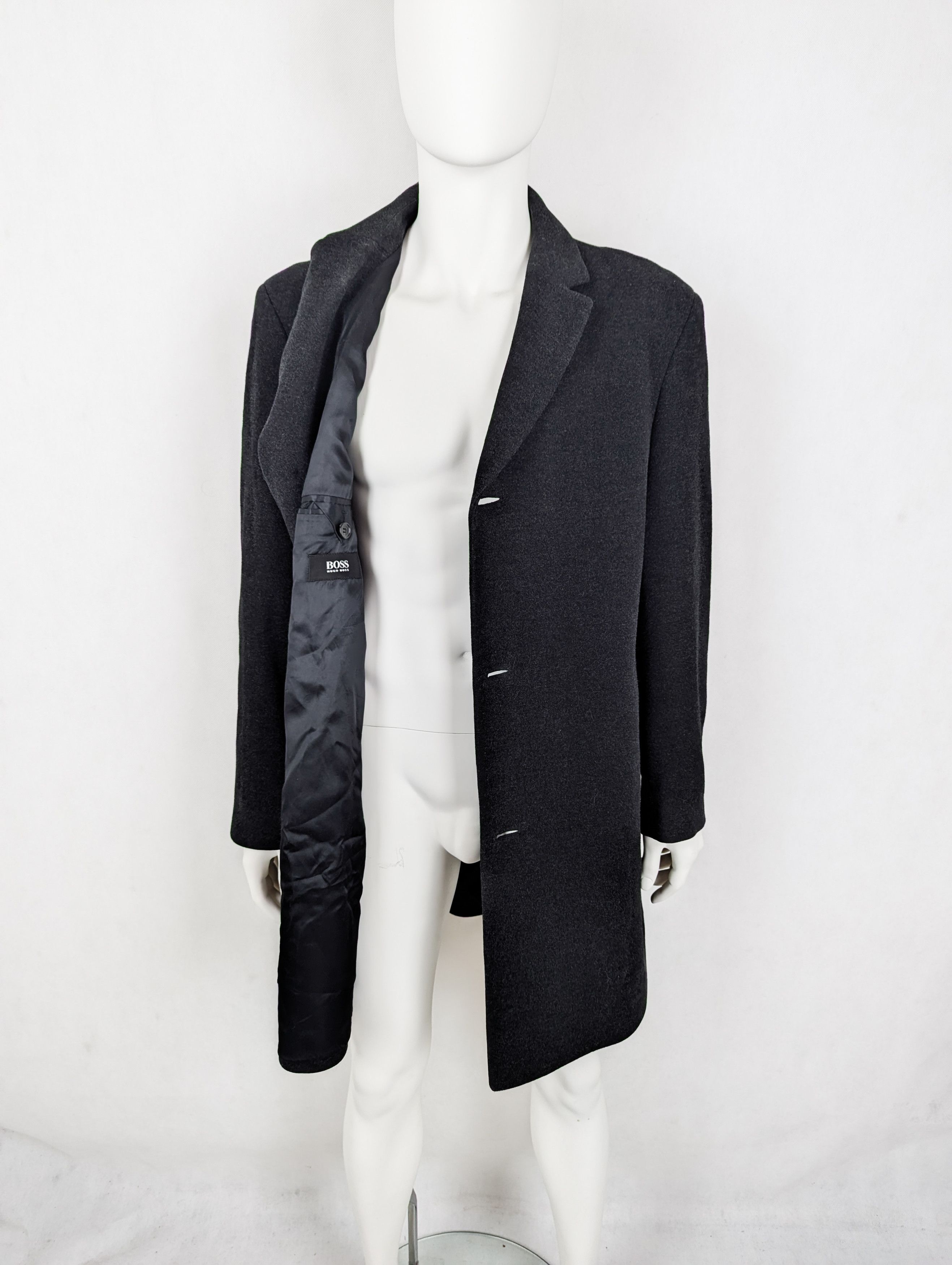 Hugo Boss Hugo Boss dark grey wool coat 52 Size US L / EU 52-54 / 3 - 3 Thumbnail