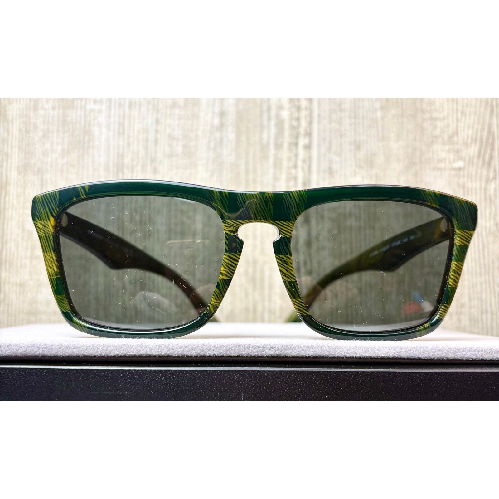 Burberry NEW Burberry Green Novacek Sunglasses (BE4434) Size ONE SIZE - 2 Thumbnail
