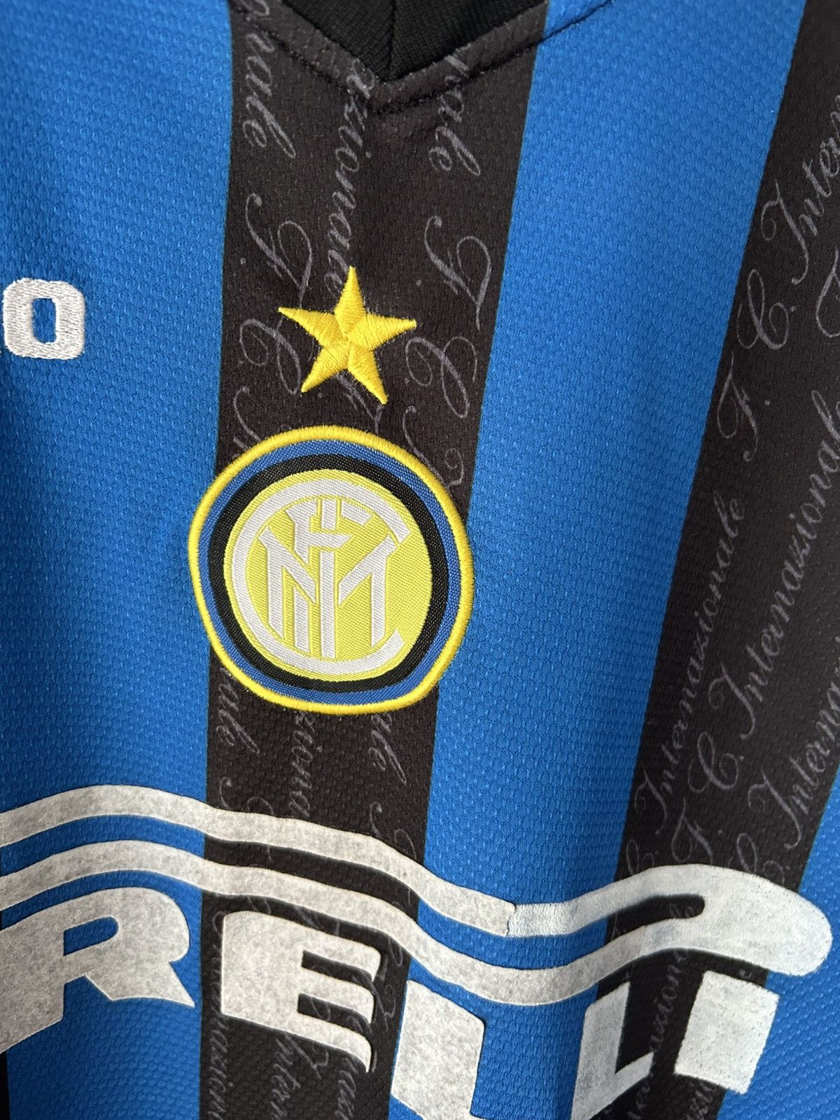 Umbro Inter Milan Home Jersey Umbro Pirelli Blue Black | Size L Size US L / EU 52-54 / 3 - 5 Thumbnail