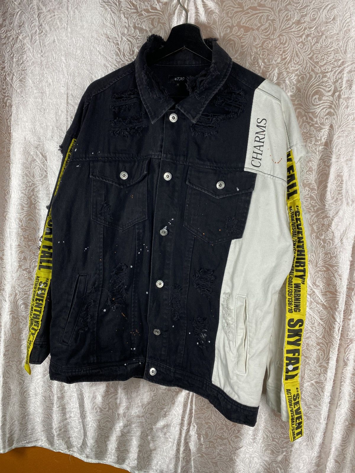 Japanese Brand RE730 Distressed Split Color Denim Jacket Black White Size US XL / EU 56 / 4 - 4 Thumbnail