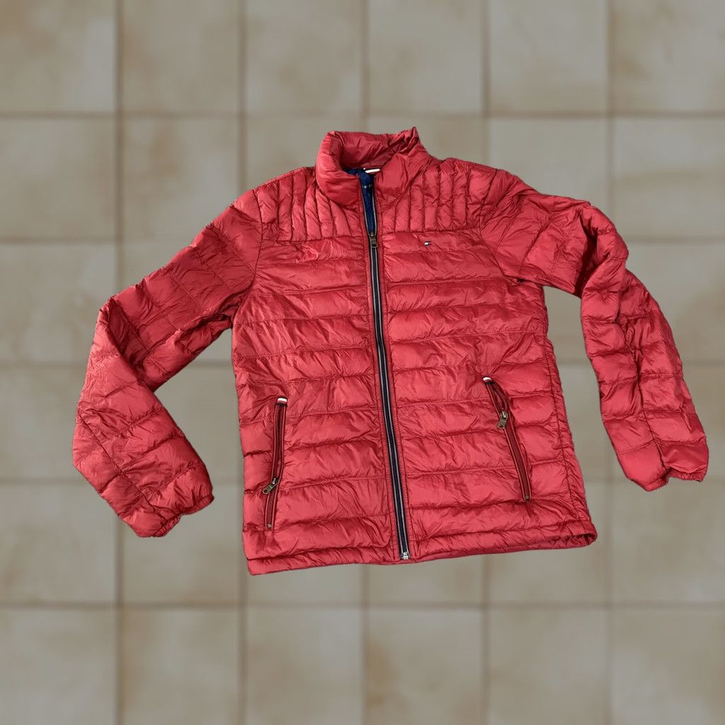 Tommy Hilfiger Tommy Hilfiger Jacket Mens S Red Down Packable Puffer Hooded Zip Nylon Shell Lined Size US S / EU 44-46 / 1 - 1 Thumbnail