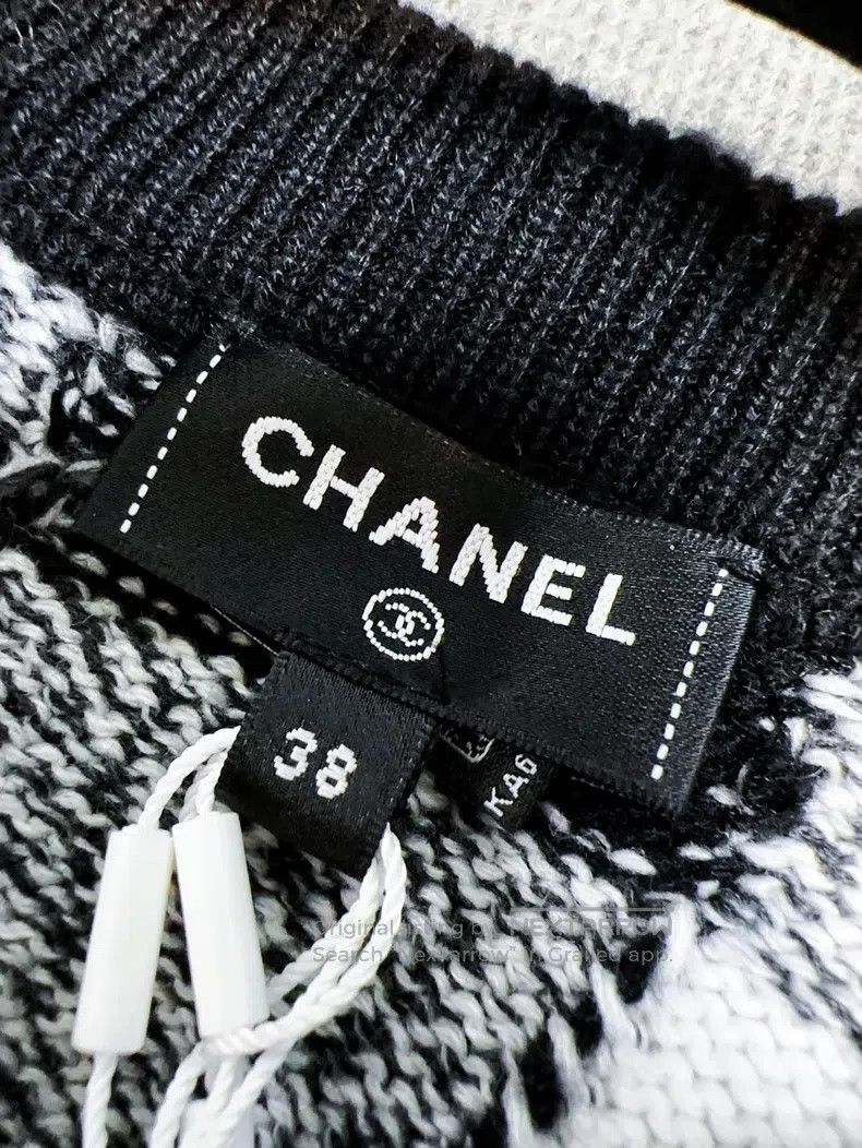 Chanel Chanel Autumn and winter ski series black and white mosaic Size XS / US 0-2 / IT 36-38 - 4 Thumbnail