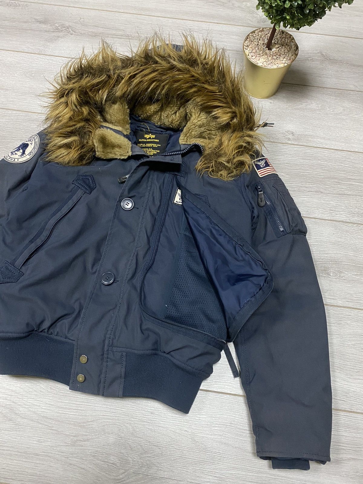 Alpha Industries Alpha Industries 🇺🇸 vintage n2b fur attached hood bomber Size US S / EU 44-46 / 1 - 15 Thumbnail