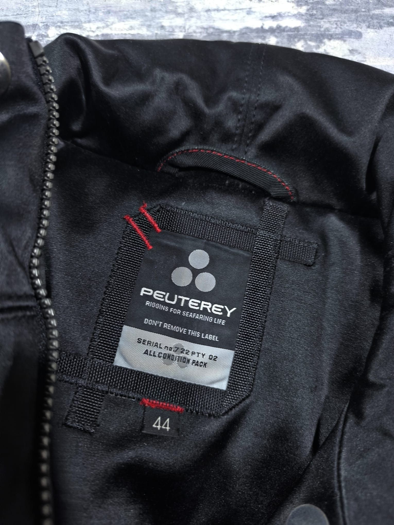 Peuterey peuterey down jacket asymmetrical avantgarde belted Size L / US 10 / IT 46 - 13 Thumbnail