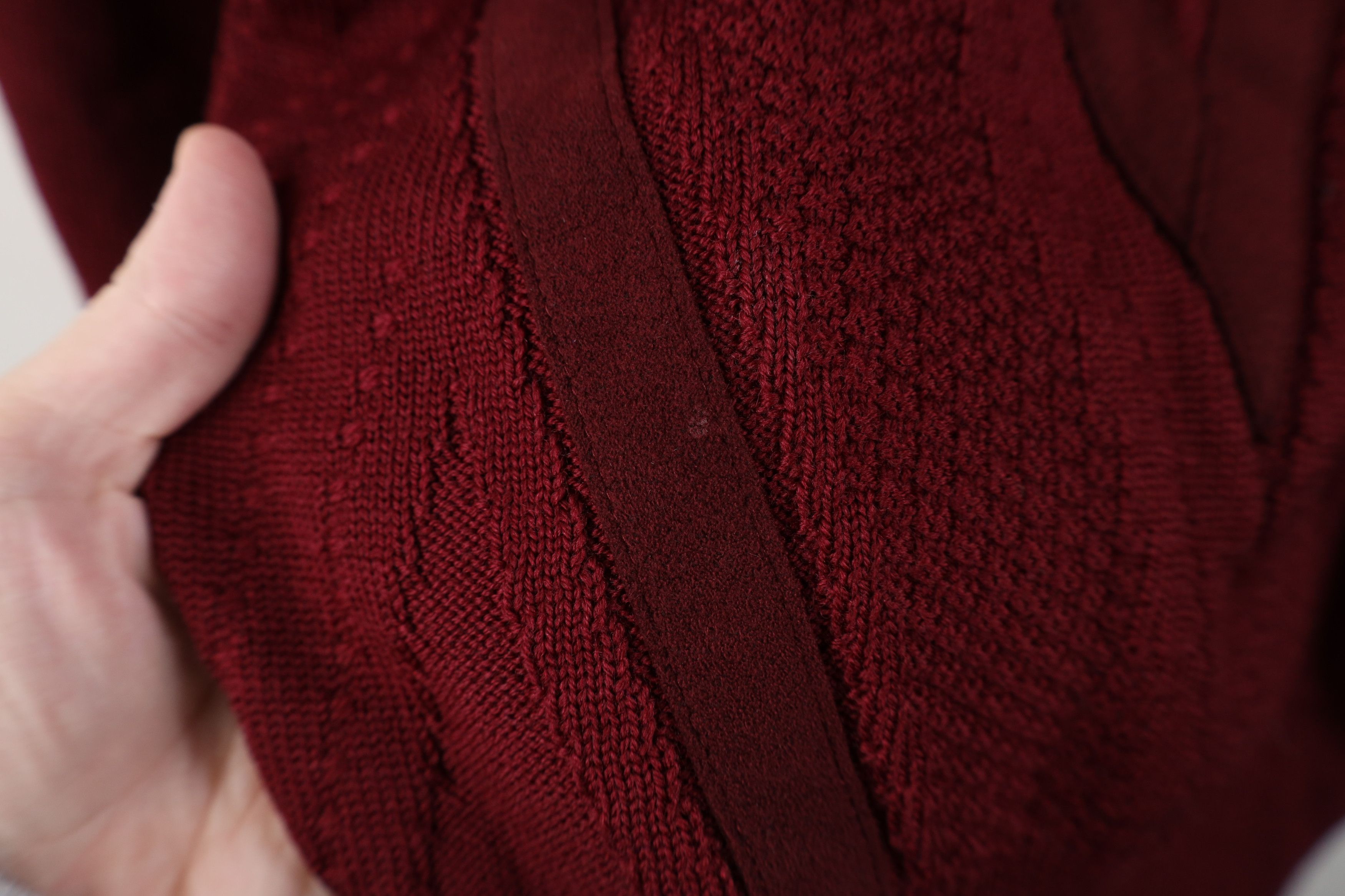 Vintage Vintage 90s Streetwear Wool Knit V-Neck Sweater Red Italy Size US XL / EU 56 / 4 - 4 Thumbnail