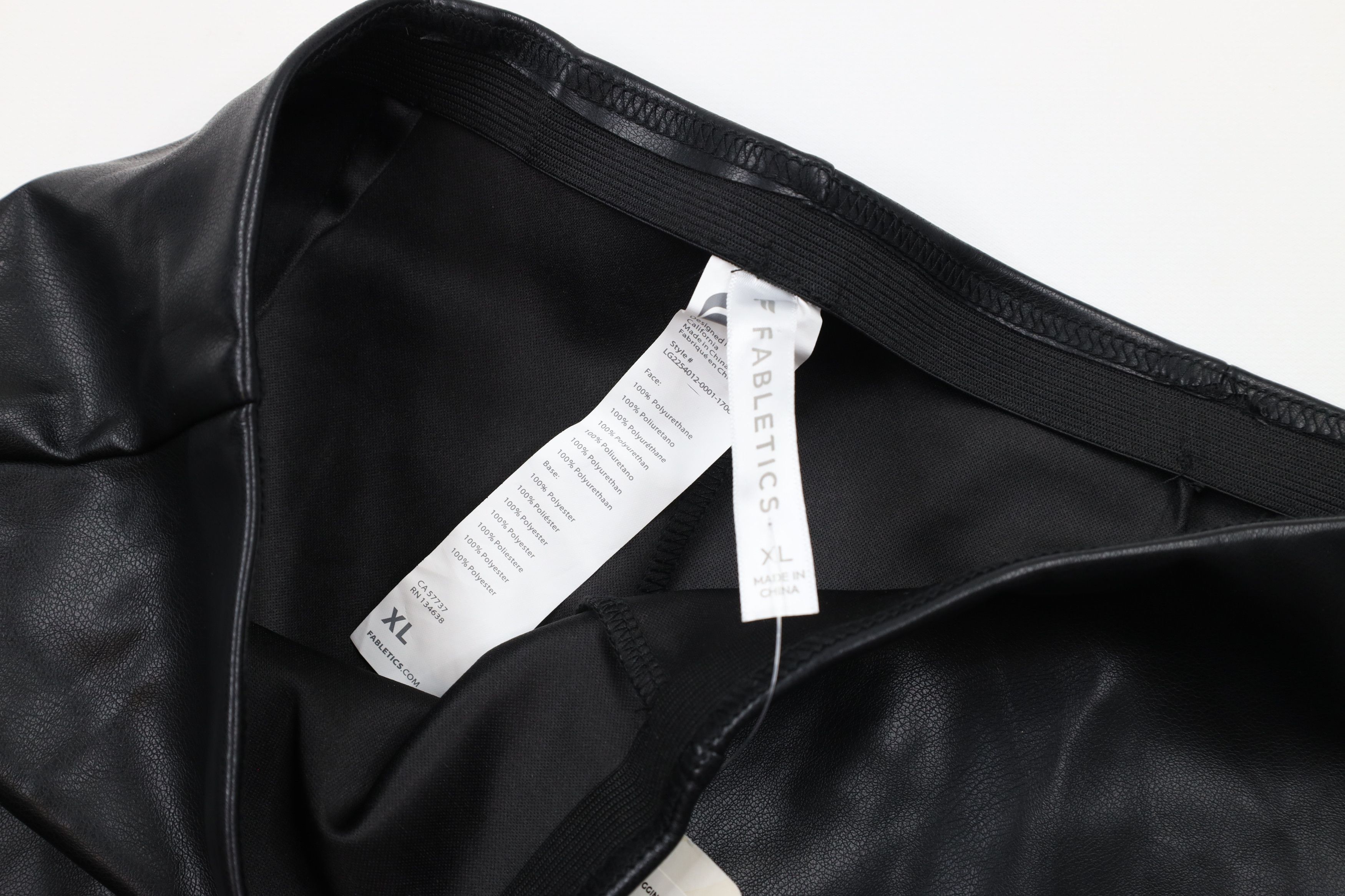Fabletics × Vintage New Fabletics Vegan Leather Pull On Legging Pants Black Size 30" / US 8 / IT 44 - 6 Thumbnail