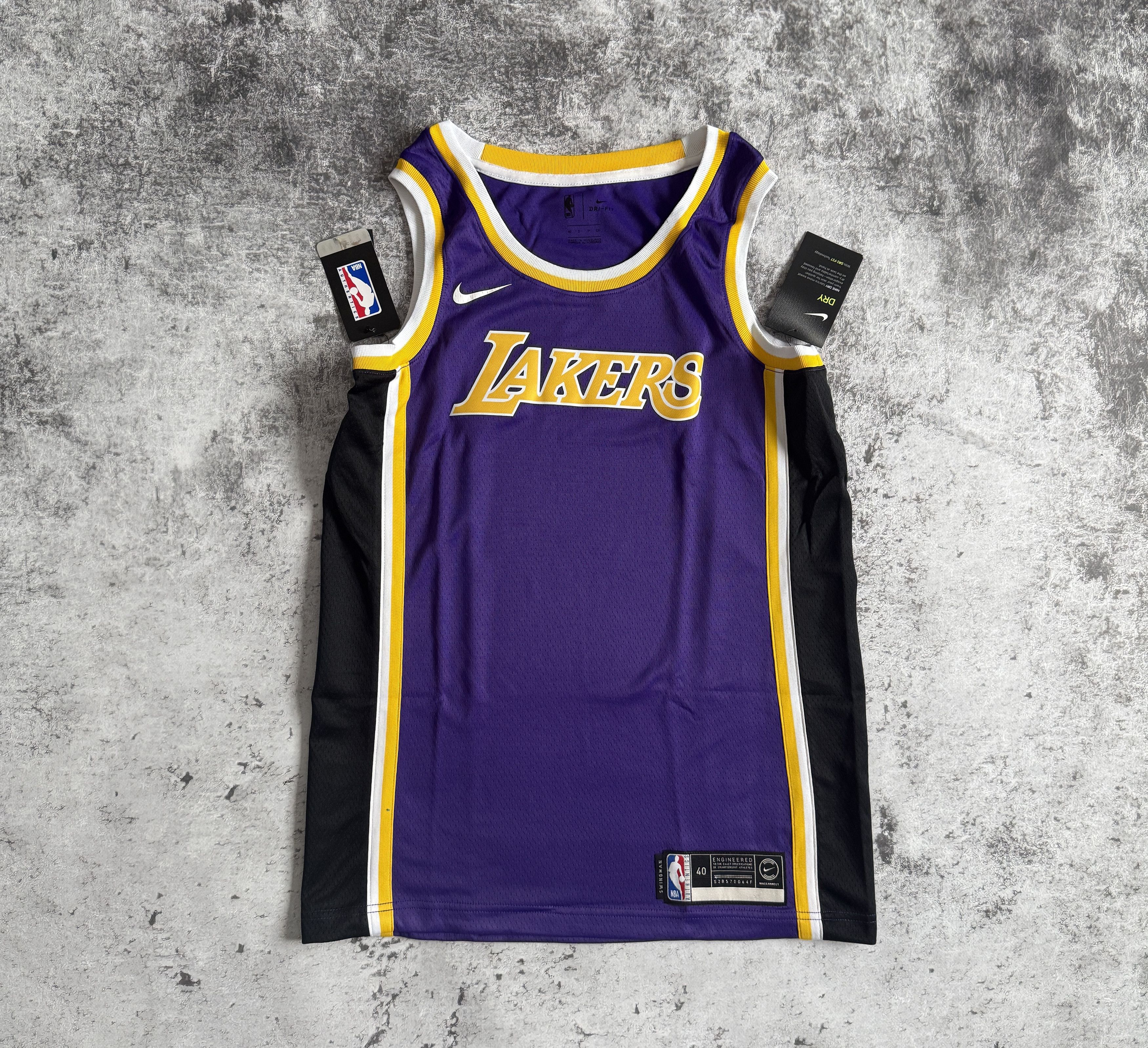 Nike Los Angeles Lakers Swingman Jersey Nike NBA AA7098-504 S Size US S / EU 44-46 / 1 - 1 Thumbnail