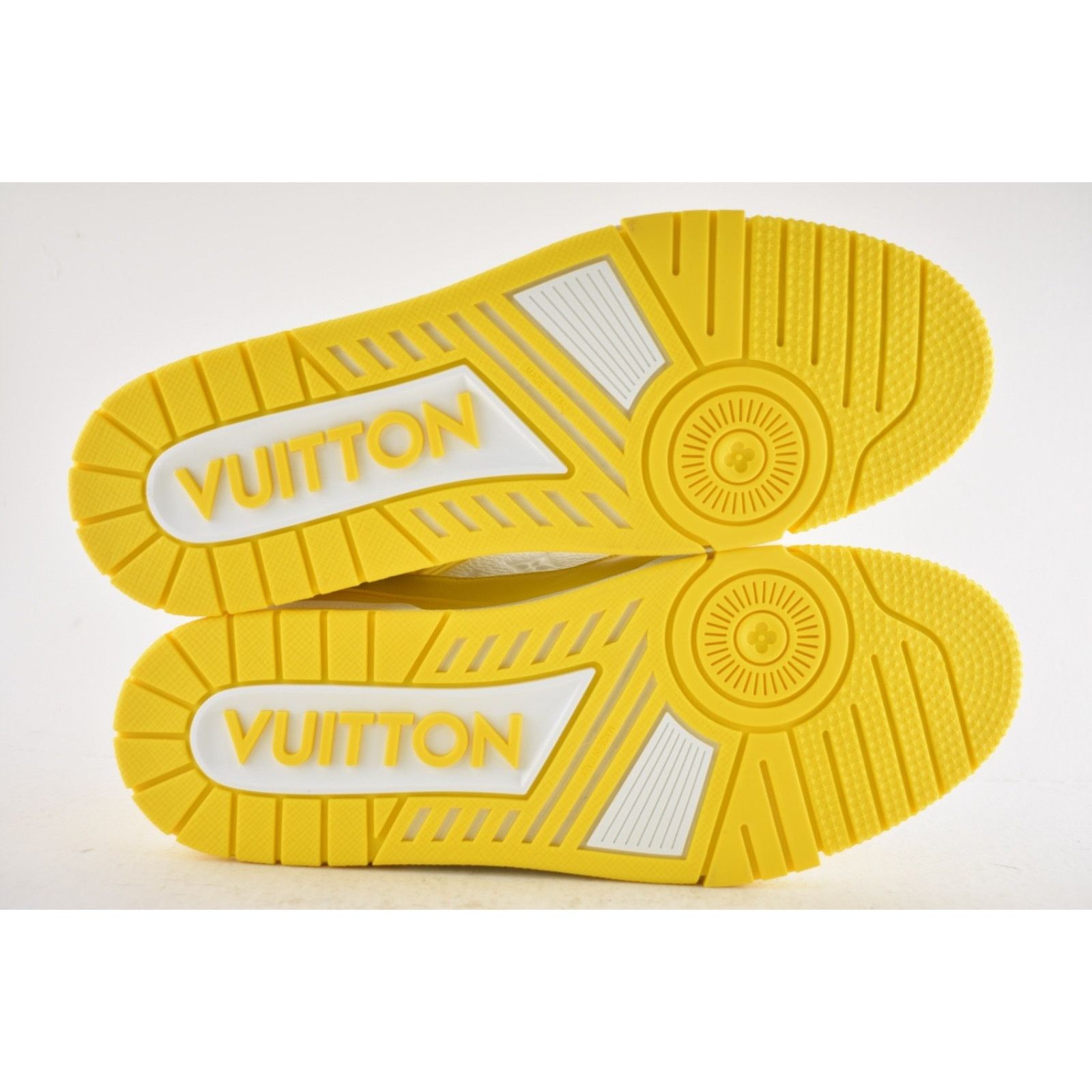 Louis Vuitton Louis Vuitton Yellow White Empreinte Leather Low Trainer Size US 9 / EU 42 - 13 Thumbnail