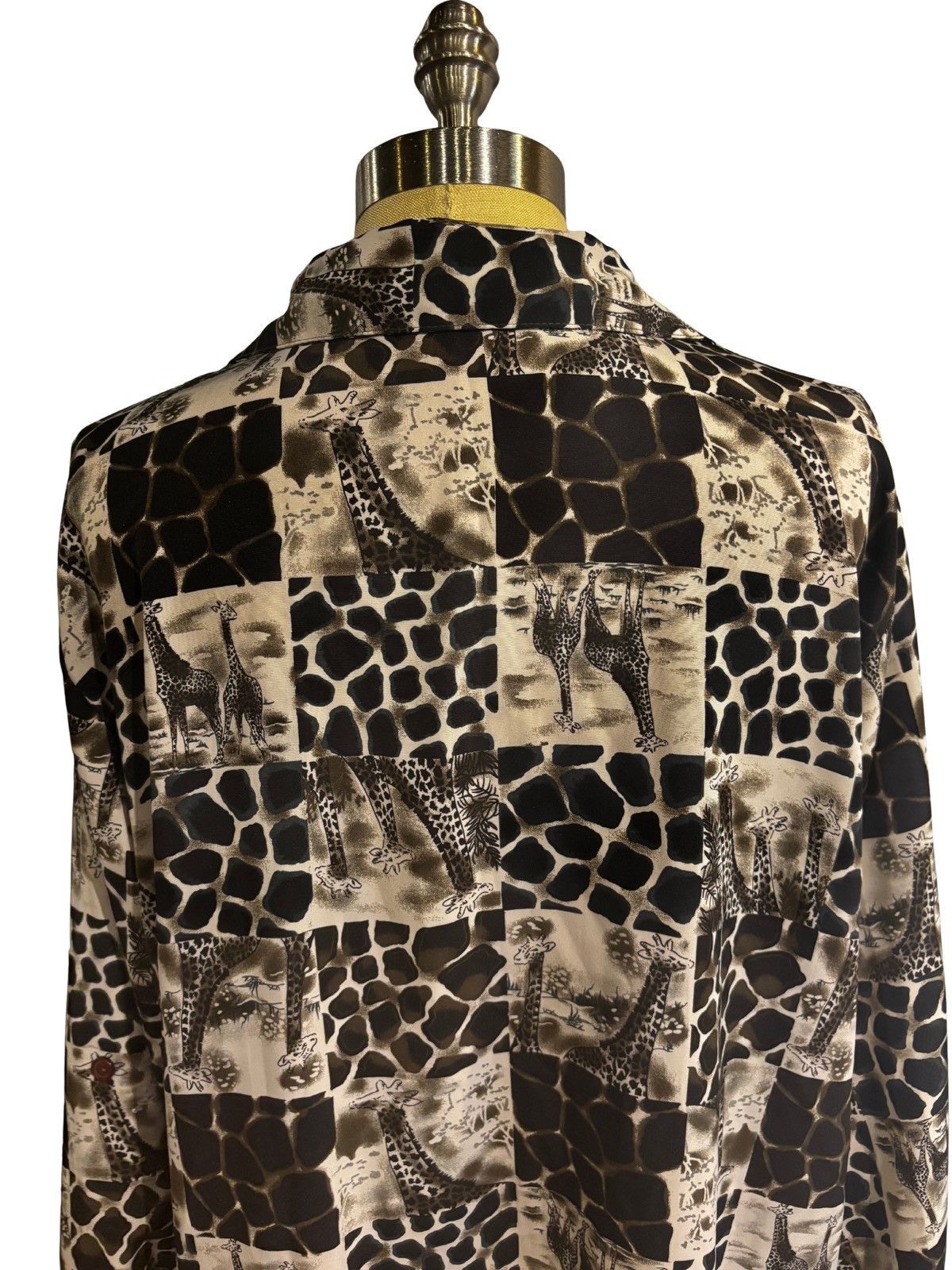 Other Brown giraffes patterns Blouse.wt1171 Size XL / US 12-14 / IT 48-50 - 6 Thumbnail