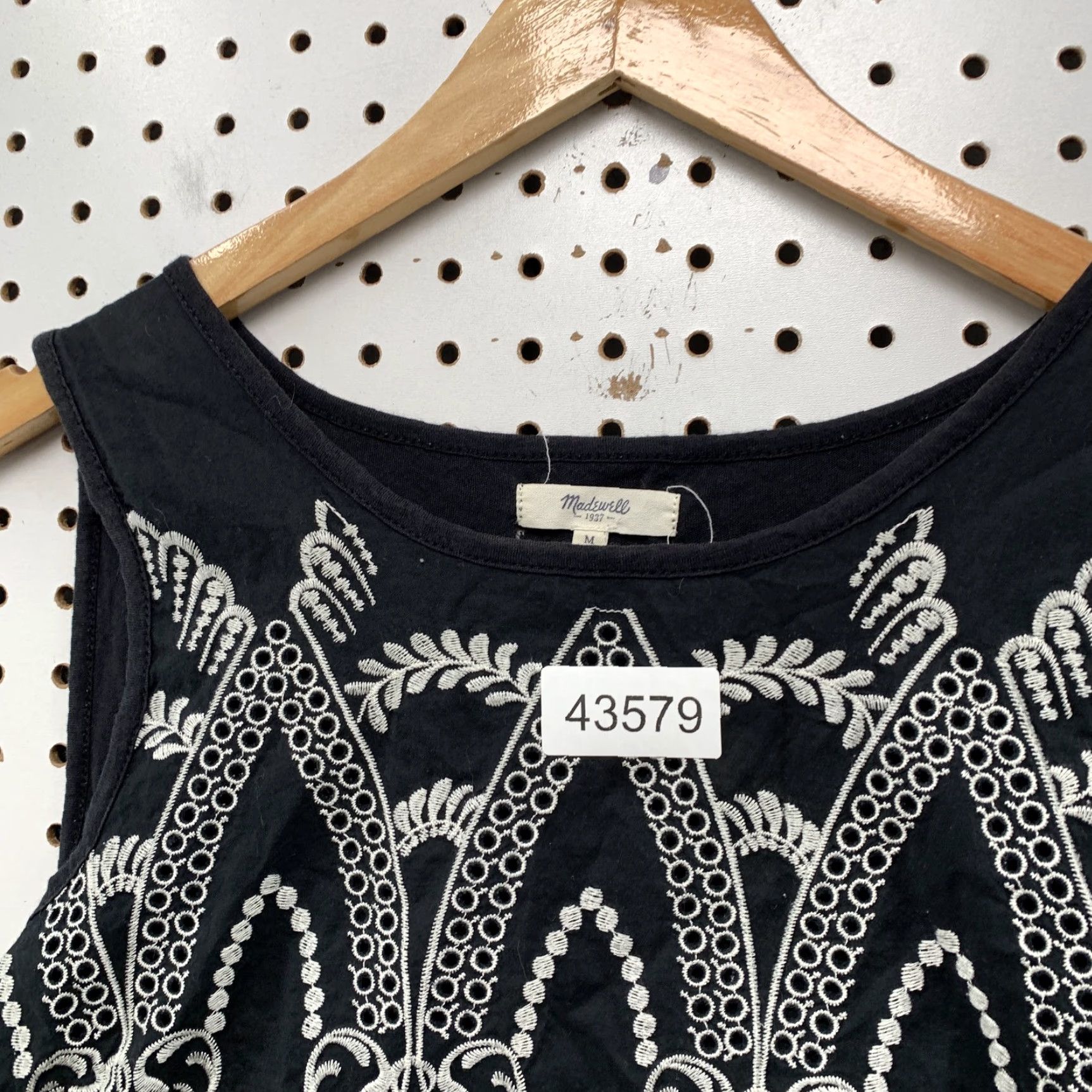 Madewell Madewell Embroidered Tank Top Womens Medium Black Sleeveless Cotton Casual Spring Summer Size M / US 6-8 / IT 42-44 - 4 Thumbnail