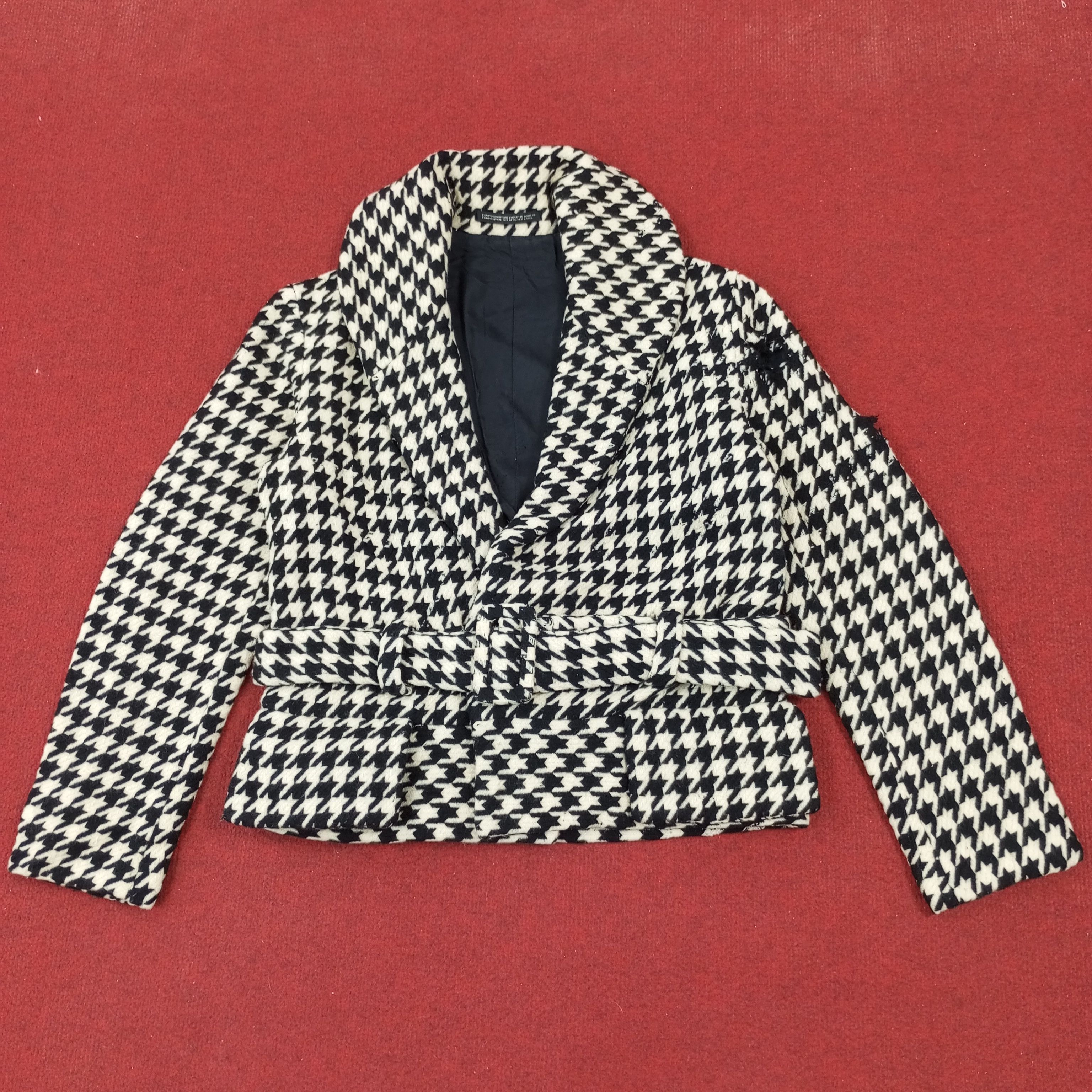 Designer × Vintage × Yohji Yamamoto Yohji Yamamoto Japanese Fashion Designer Blazer Size S / US 4 / IT 40 - 1 Thumbnail