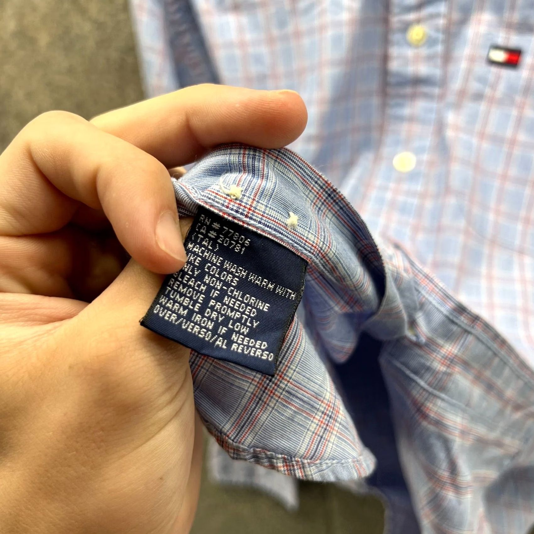 Tommy Hilfiger VINTAGE Tommy Hilfiger Shirt Mens Small Blue Pink Button Down Plaid Pocket 90s Size US S / EU 44-46 / 1 - 5 Thumbnail