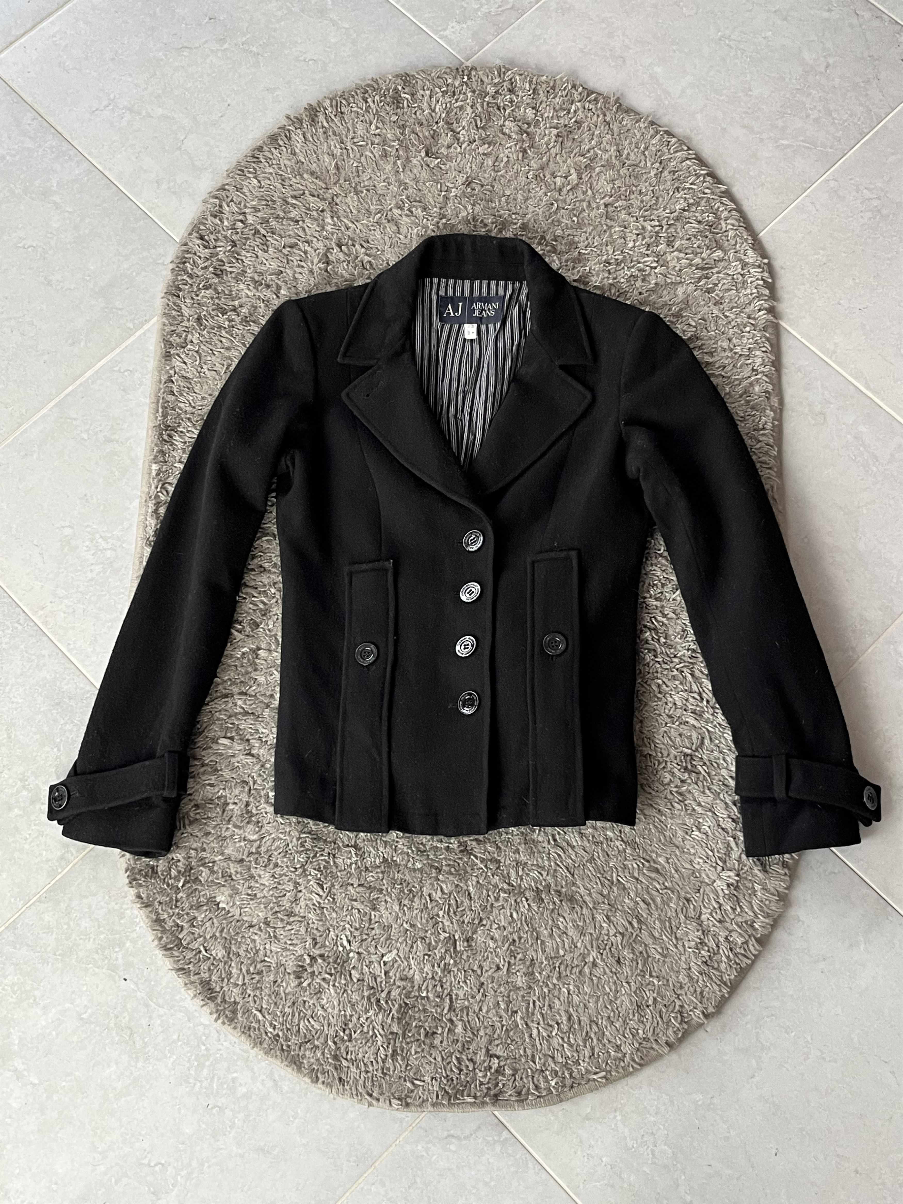 Giorgio Armani Vintage Mini Coat Armani Jeans 100% Wool Luxury Size S / US 4 / IT 40 - 1 Thumbnail