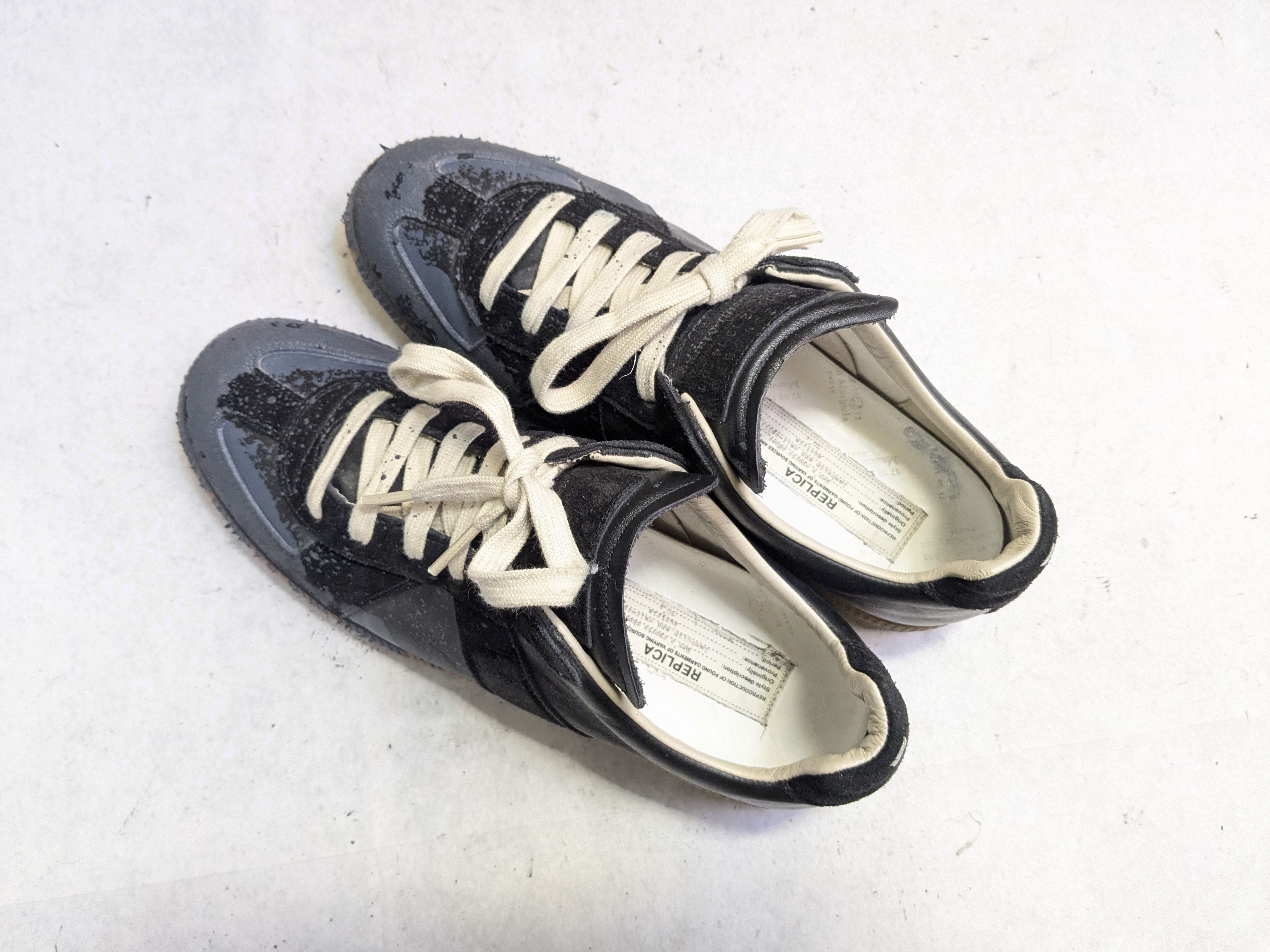 Maison Margiela Maison Margiela black pewter paint sneaker paint 9 42 Size US 9 / EU 42 - 15 Thumbnail