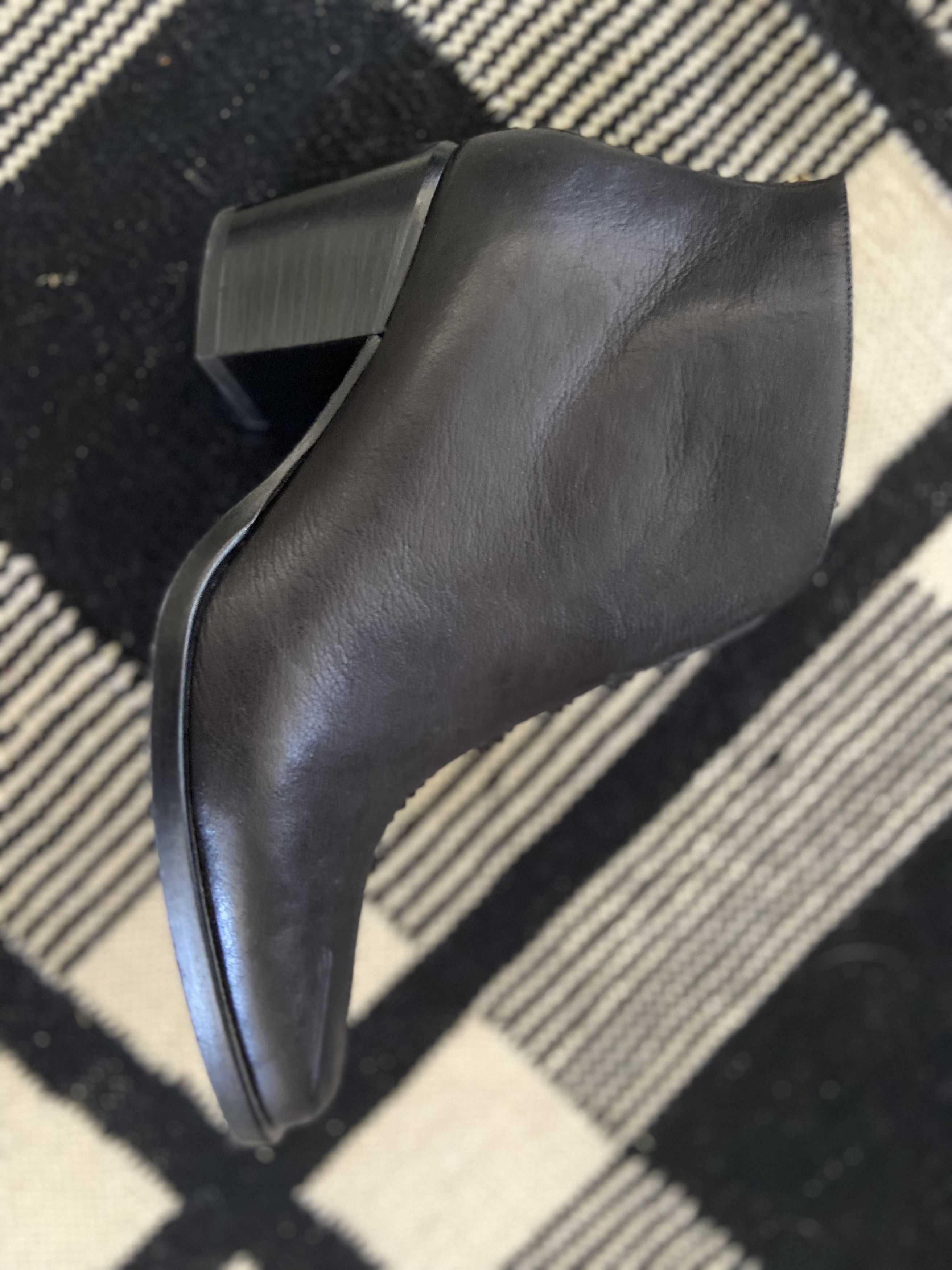 Vince Vince Ankle Boots Size US 7 / IT 37 - 4 Thumbnail