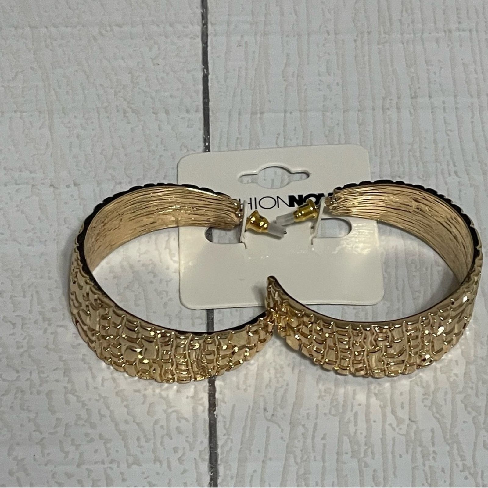Other FASHION NOVA Golden Hour Glow Earrings NWT Size ONE SIZE - 4 Thumbnail