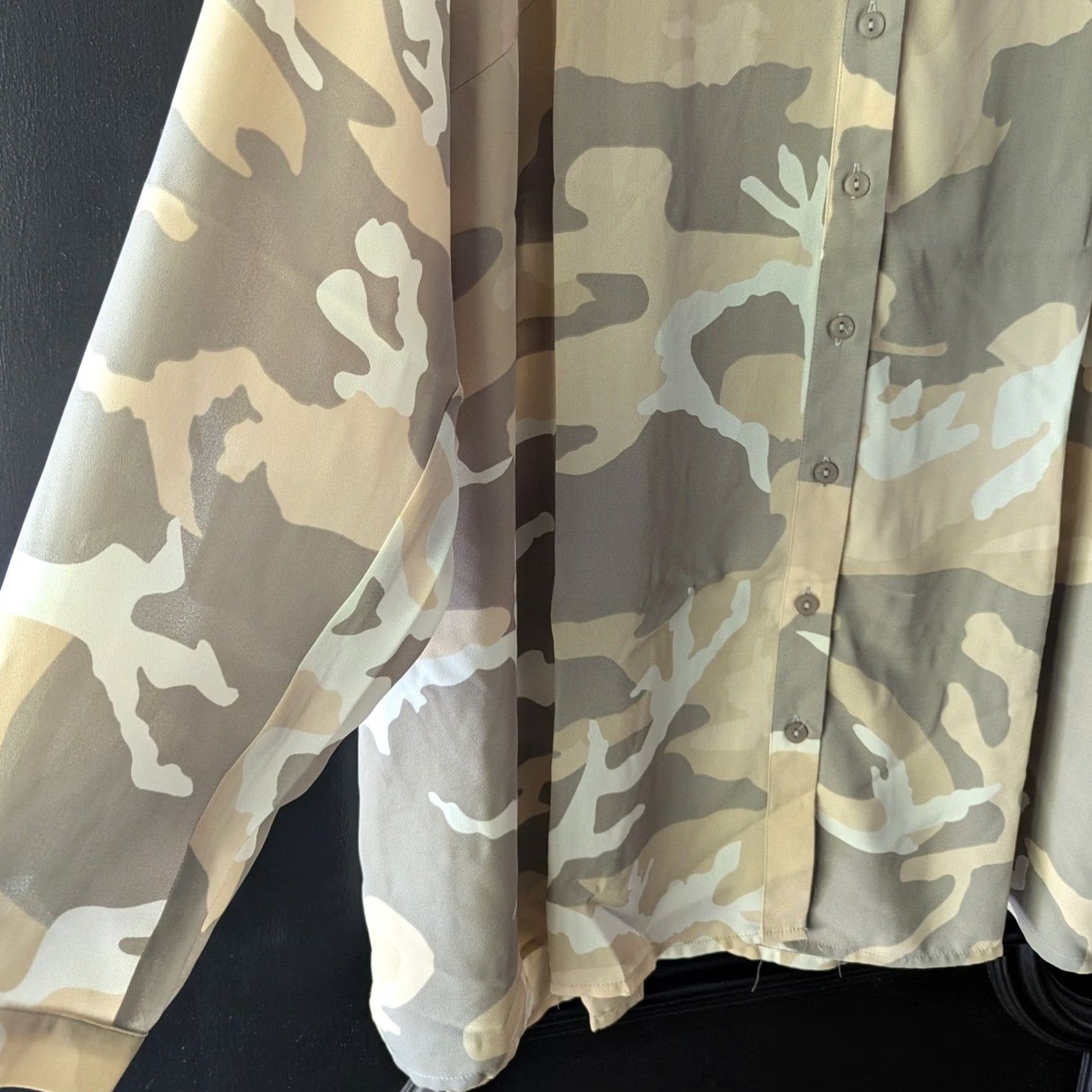 Vintage Joan Rivers Tunic Top Tan Camo Print Button Up Long Sleeve 22W Neutral Office Size 3XL / US 20-22 - 4 Thumbnail