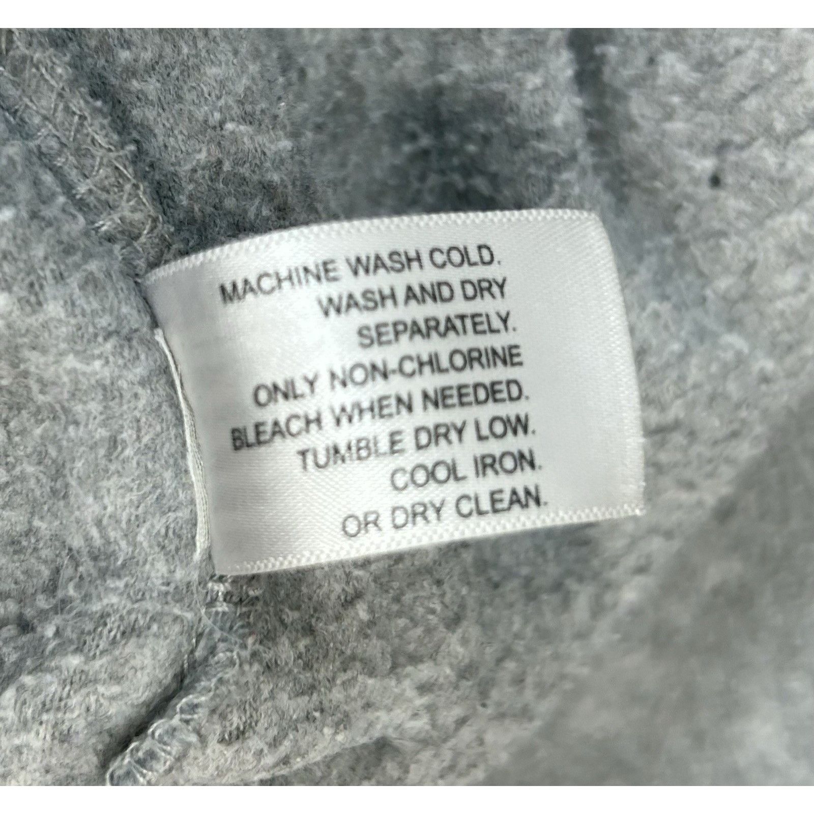 Old Navy Women's Old Navy Grey Fleece Red Letters Pockets XL Size XL / US 12-14 / IT 48-50 - 6 Thumbnail