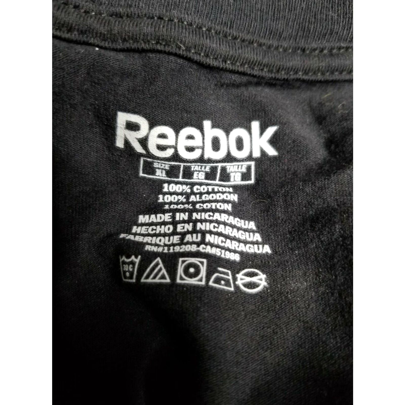 Reebok VINTAGE Reebok UFC Dos Anjos vs Cowboy 2 T Shirt – Men XL Black, Short Sleeve, 2-Sided Distressed MMA Shirt Size US XL / EU 56 / 4 - 5 Thumbnail