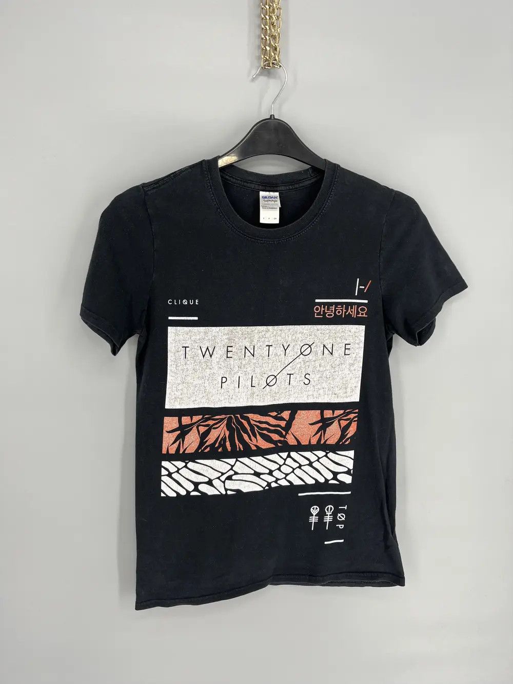 Band Tees Vintage Y2k Twenty One Pilots Vintage Cult Rock Band Tee Size US S / EU 44-46 / 1 - 2 Thumbnail