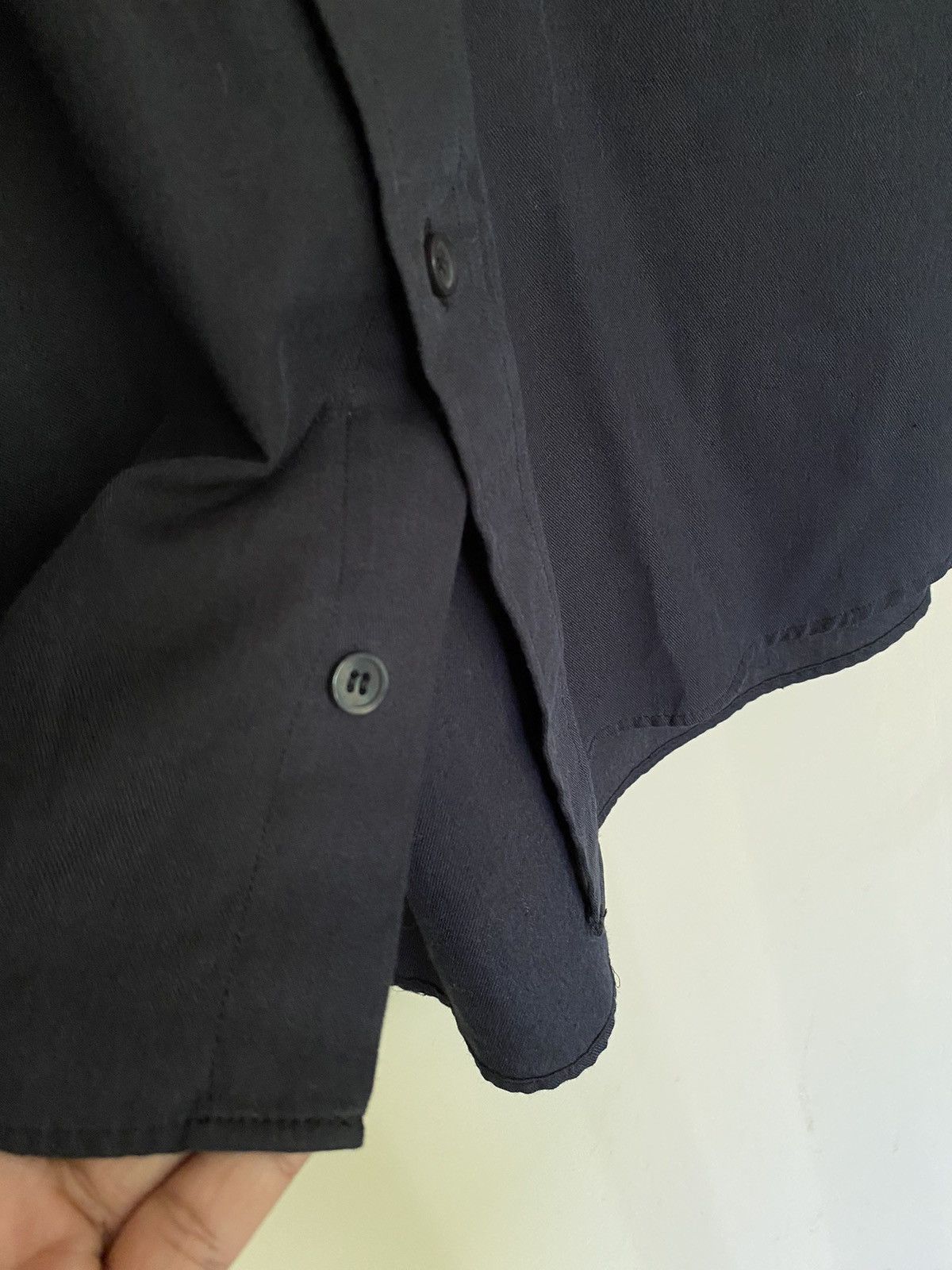 Givenchy Givenchy black shirt Size US M / EU 48-50 / 2 - 13 Thumbnail