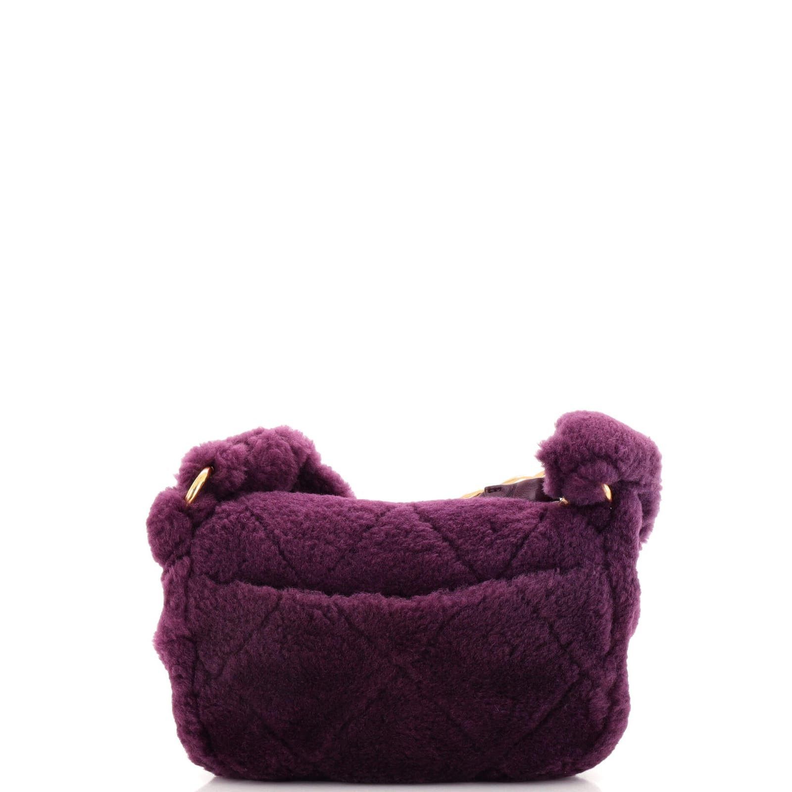 Coconing Flap Bag Quilted Shearling with Lambskin None