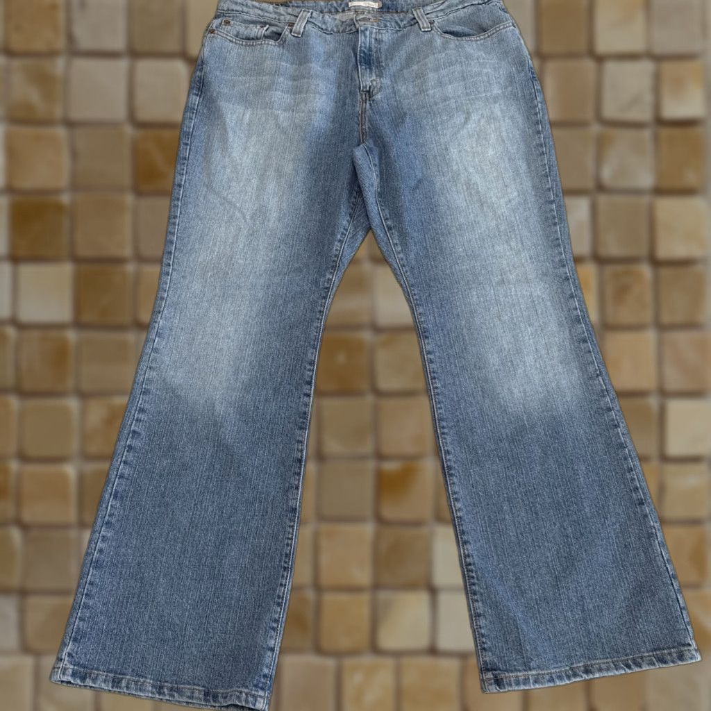Levi's Levi's 515 Women's Jeans Size 20 Plus High-Rise Blue Denim Bootcut Stretch Pants Size 42" / US 20 - 1 Thumbnail