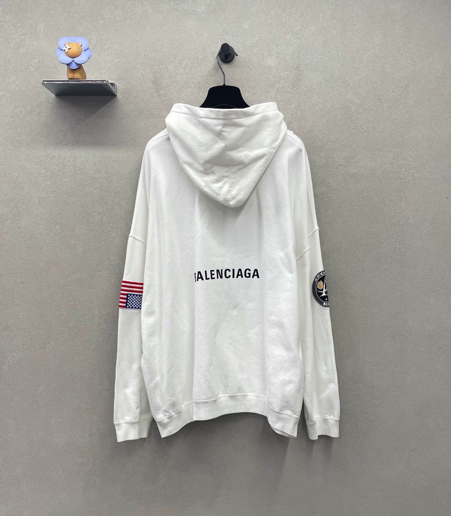 Balenciaga Balenciaga x NASA White Hoodie Size XS Size US XS / EU 42 / 0 - 2 Thumbnail