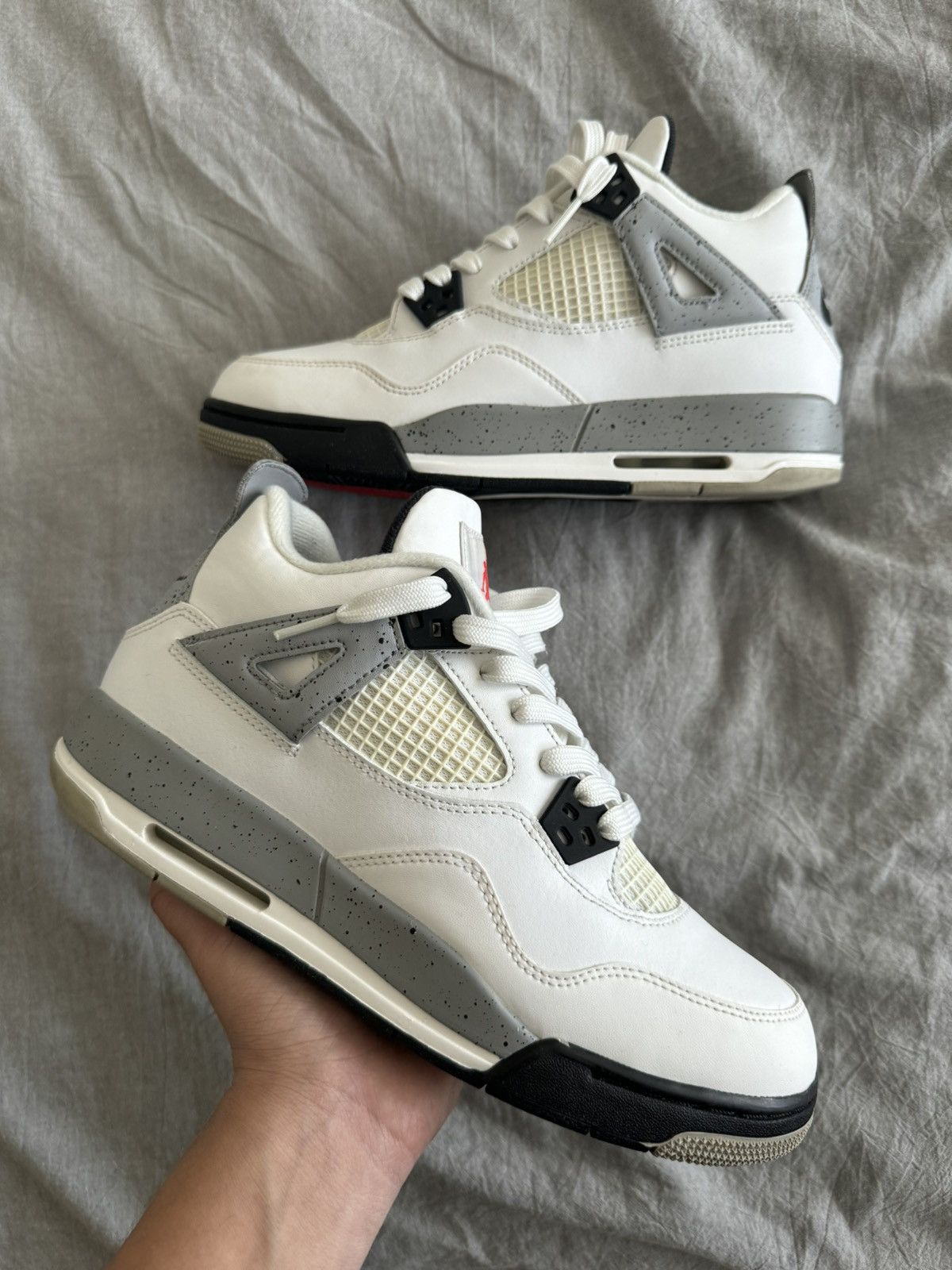 Jordan Brand Jordan 4 cement gs size 7y Size US 7 / EU 40 - 1 Thumbnail