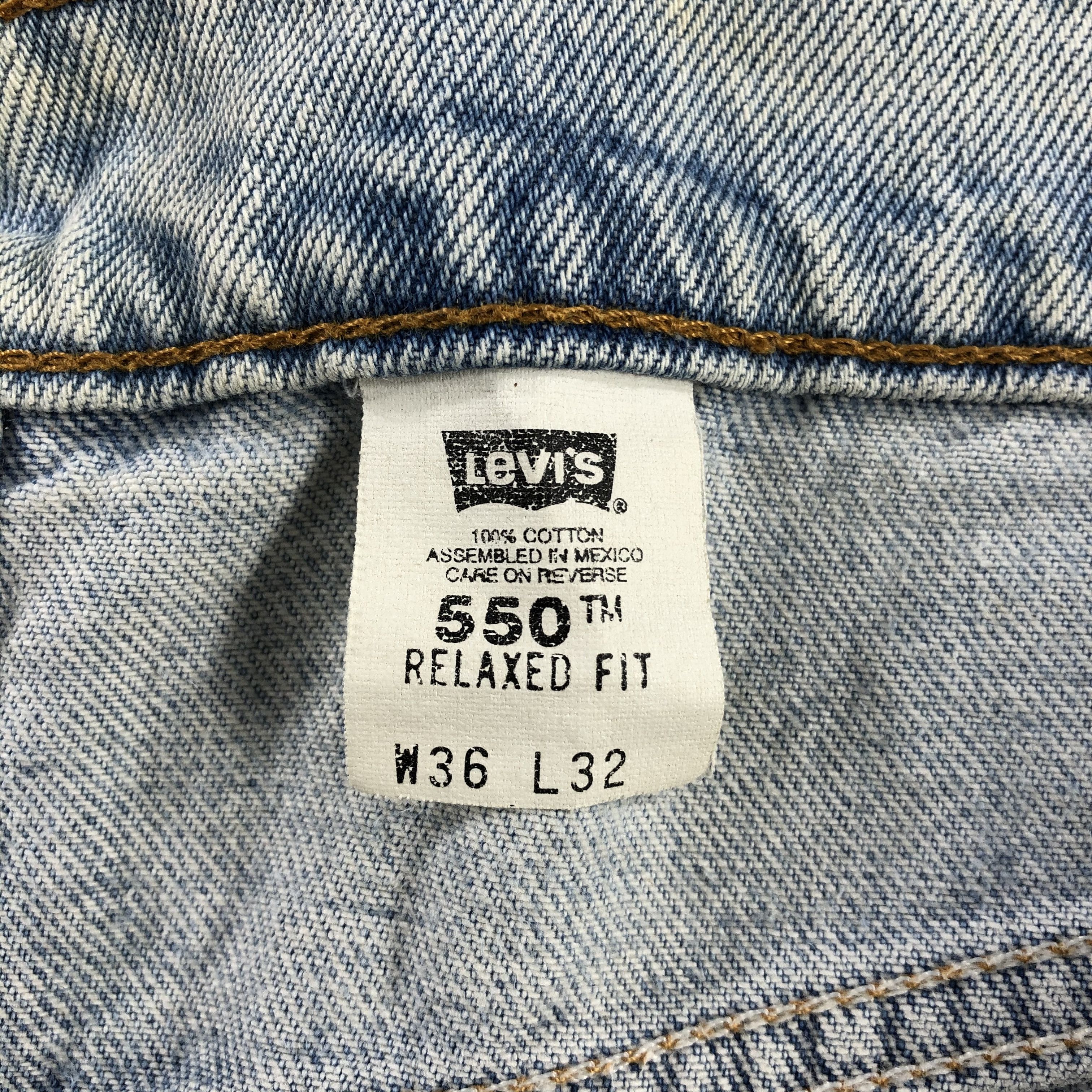 Levi's × Vintage Vintage 90s Blue Wash Levis 550 Jeans-JM2963 Size US 35 - 16 Thumbnail
