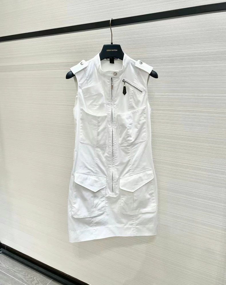 Louis Vuitton White Utility Dress by Louis Vuitton Size M / US 6-8 / IT 42-44 - 1 Thumbnail