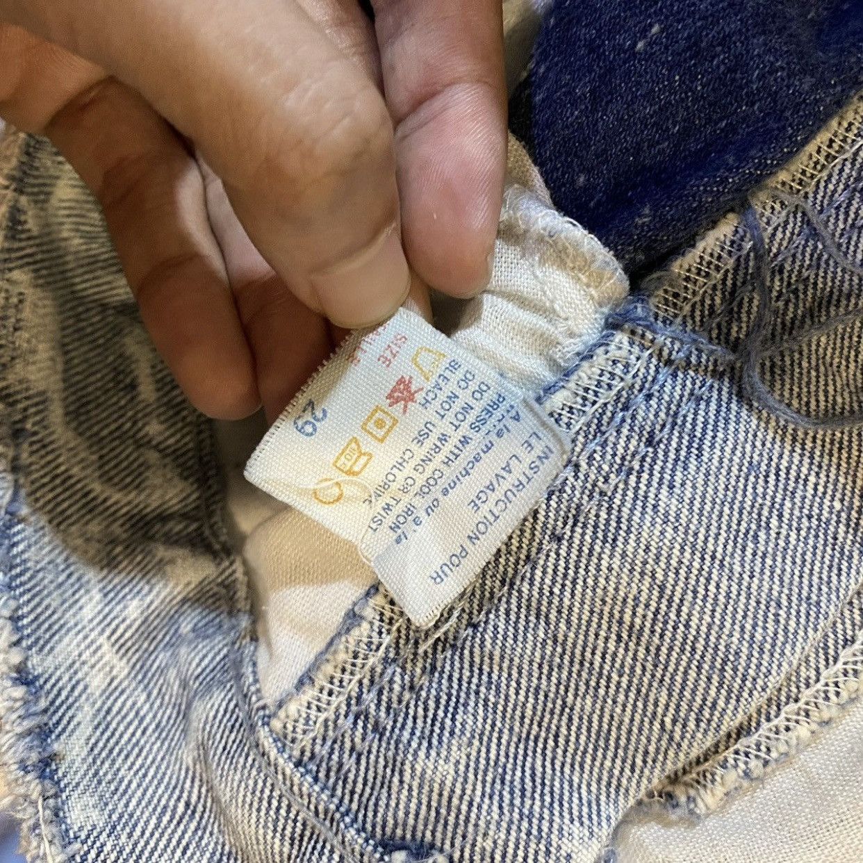 Vintage Vintage Classic Blues Novo James Dean Patch Jeans Acid Wash Size US 29 - 17 Thumbnail